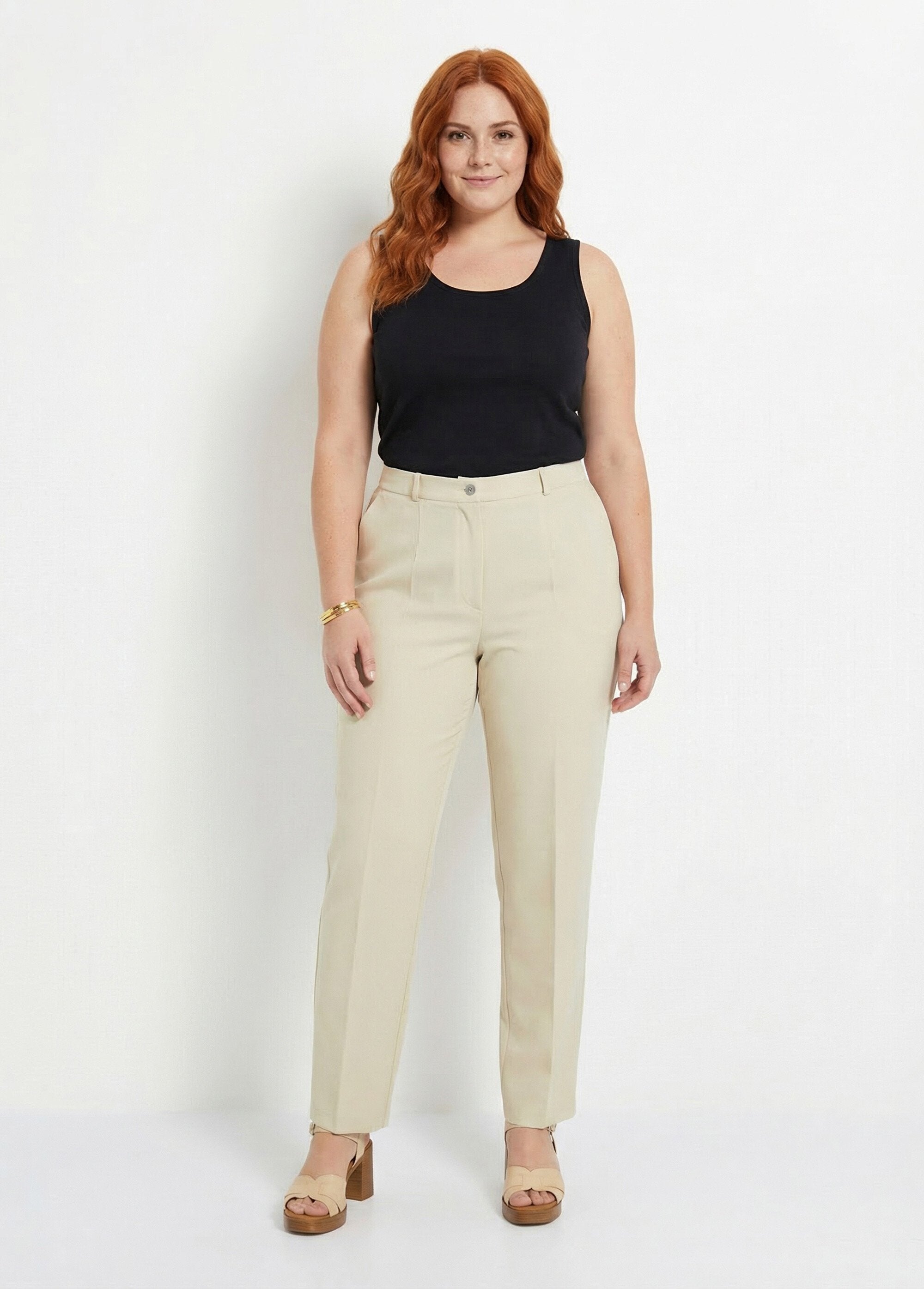 Effen_broek_met_rechte_pijpen_en_semi-elastische_tailleband_Zand_SF1_curvy