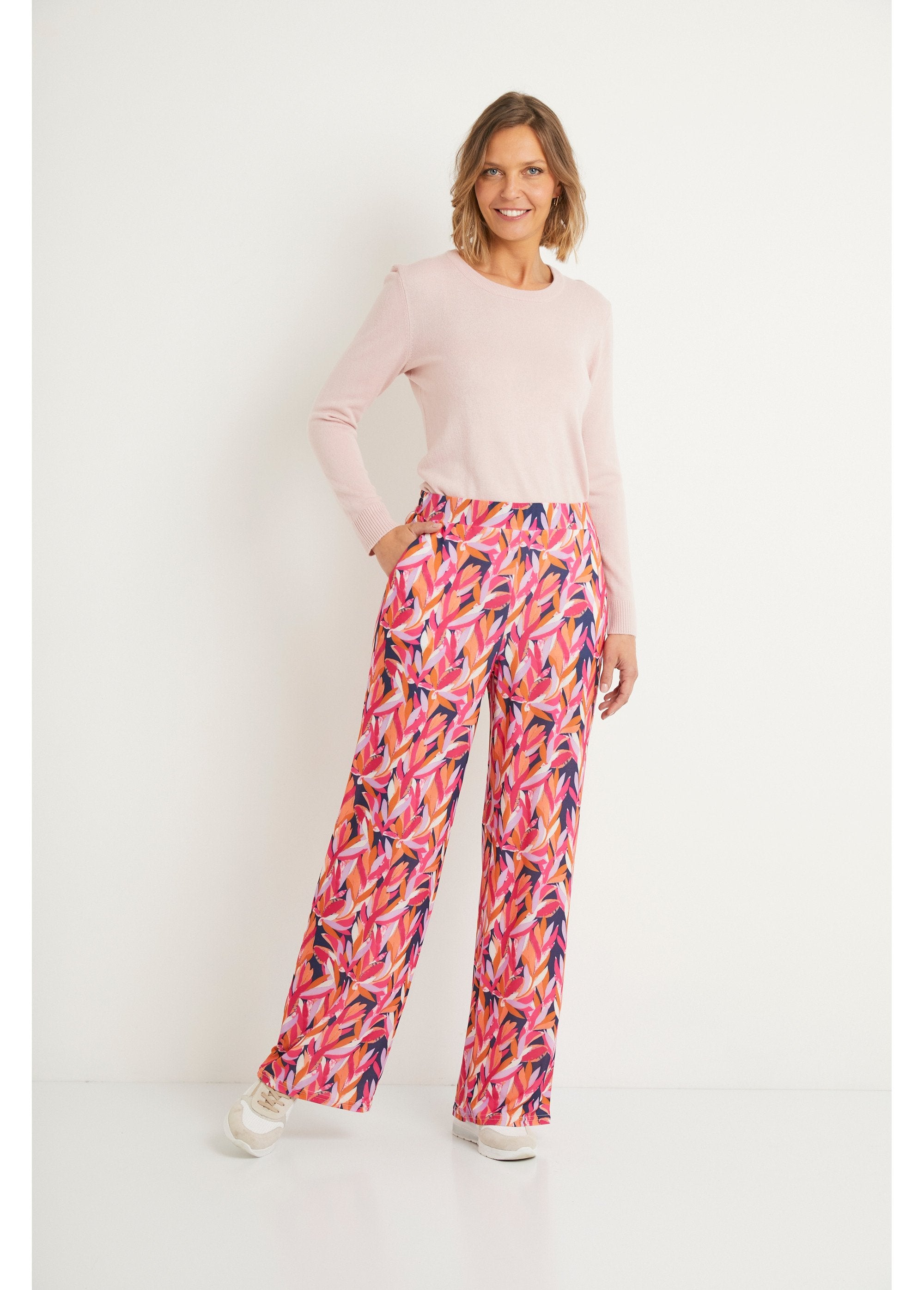 Pantalon_large_taille_élastiquée_feuillage_Marine_et_rose_SF1_slim