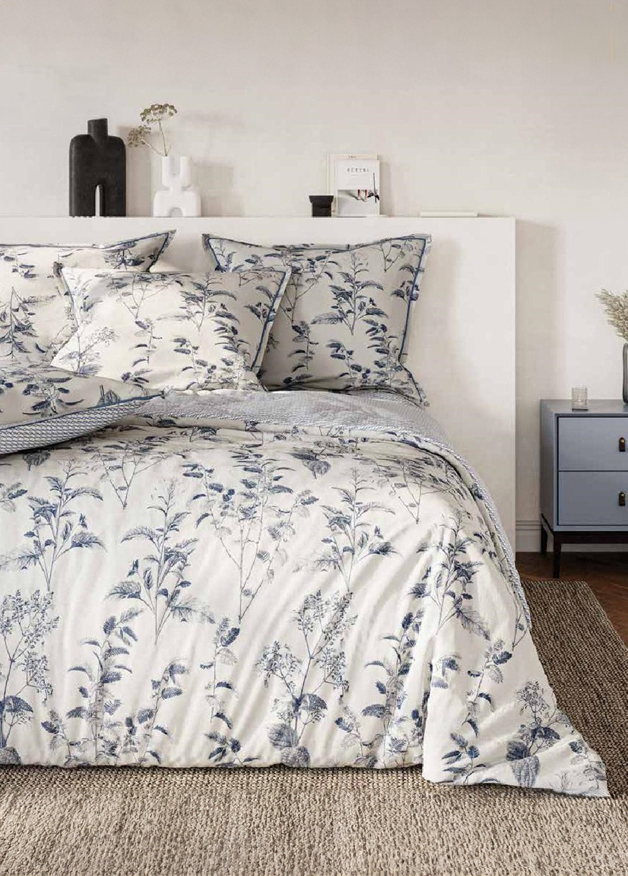 3-delige_bedset_met_dekbedovertrek,_bucolic_Blanc_FA1_slim