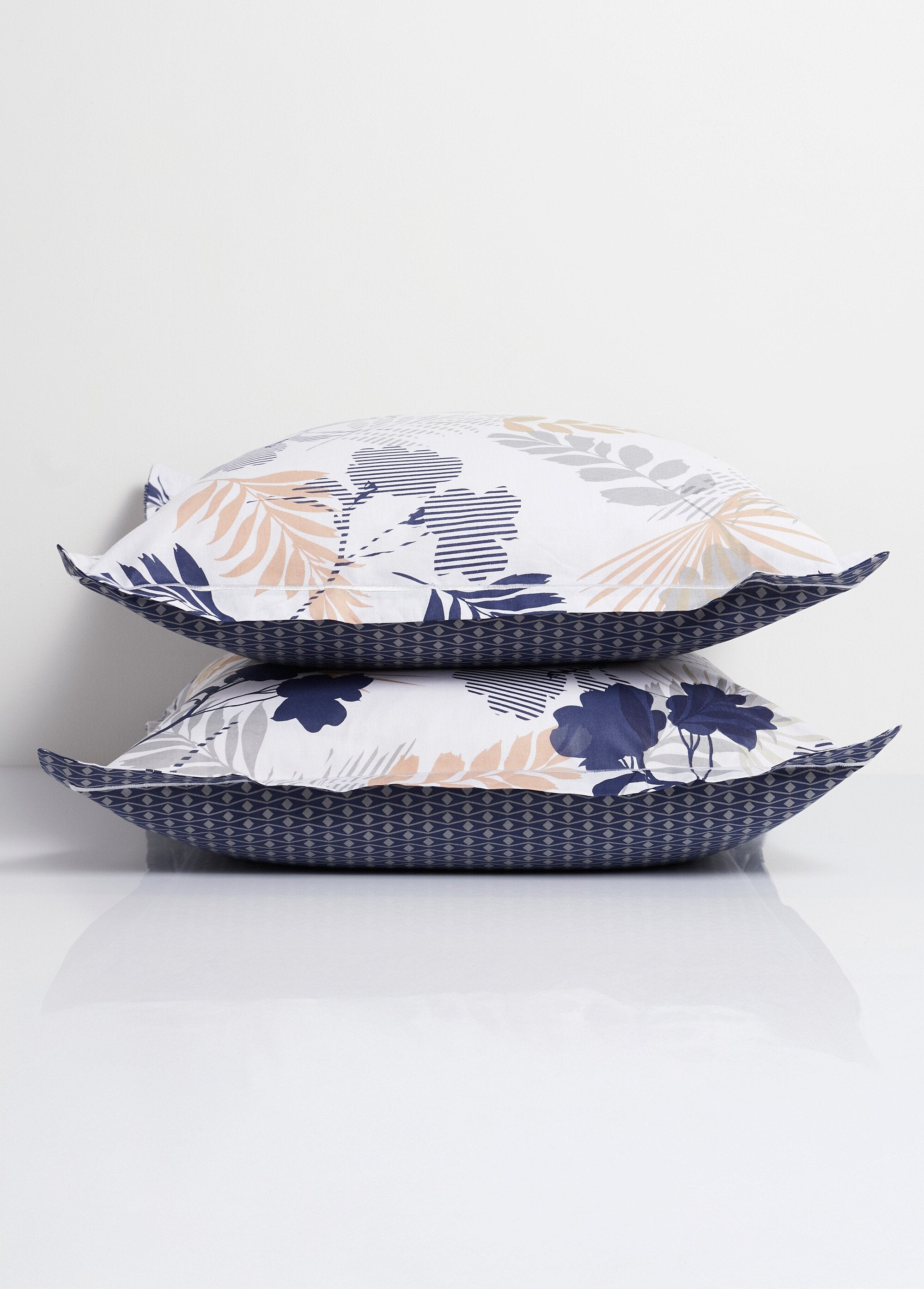 Parure_housse_de_couette_coton,_Levant_Bleu_et_blanc_DE2_slim