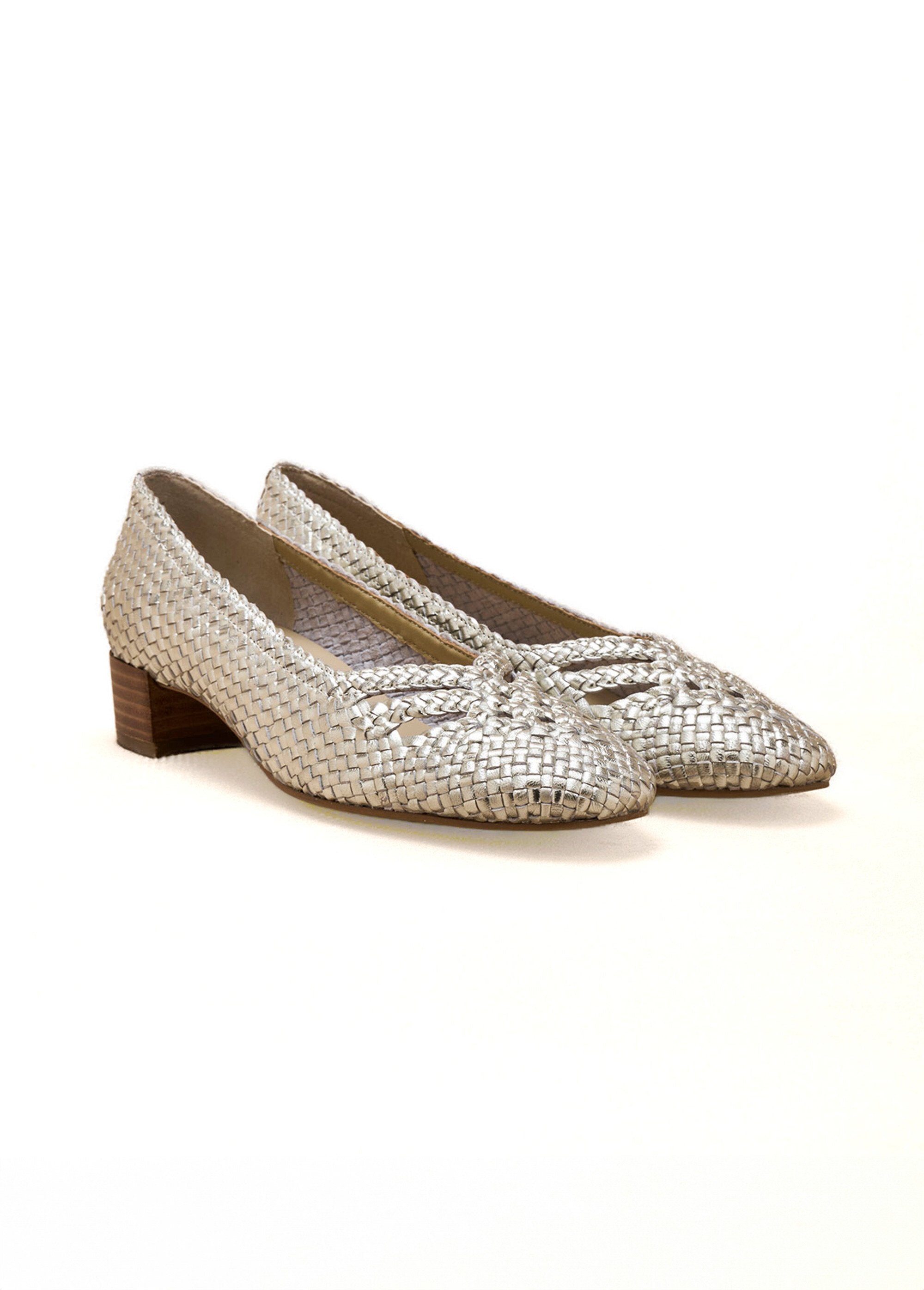 Comfort_width_braided_leather_pumps_Golden_DE1_slim