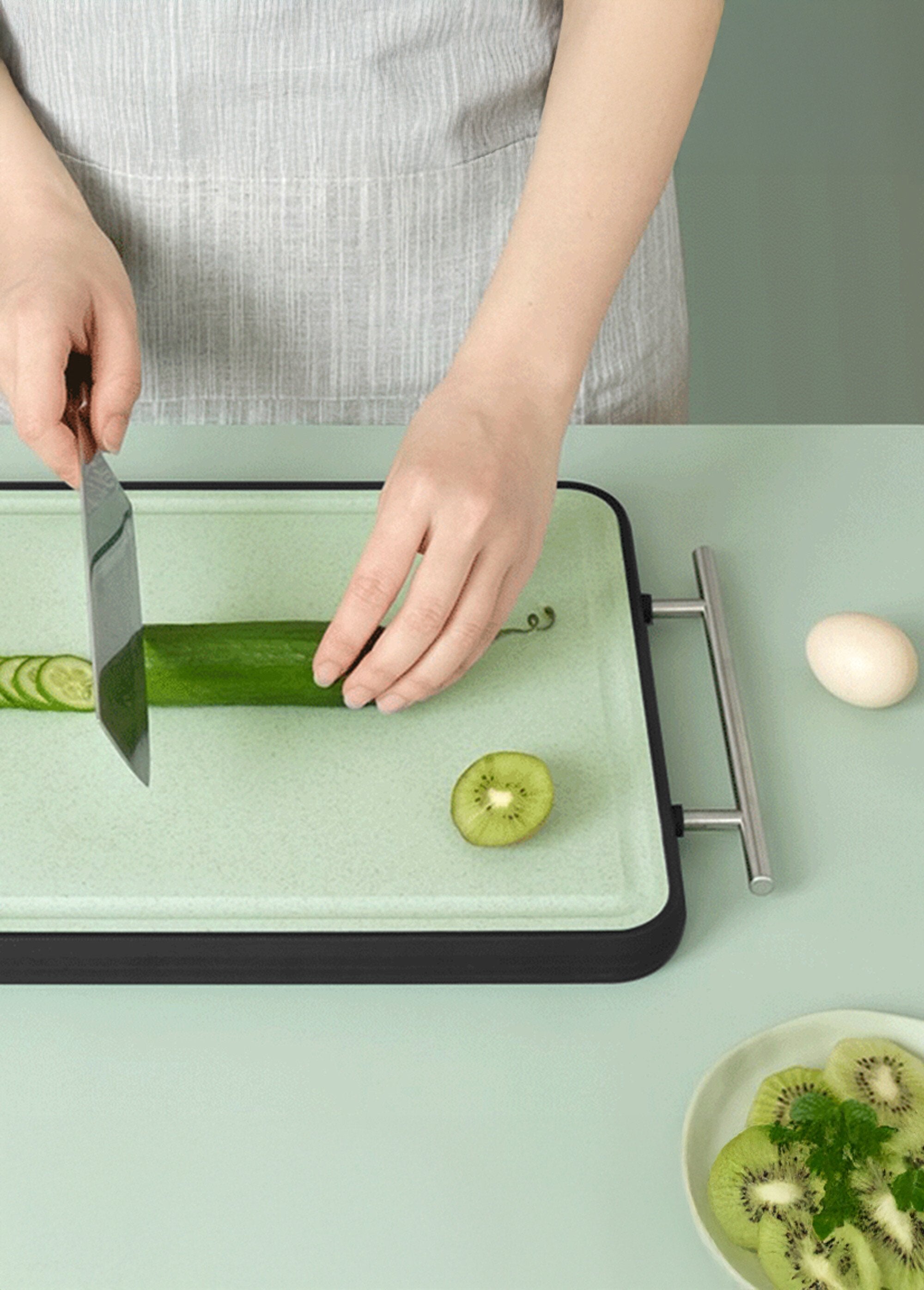Planche_2_en_1_découpe_et_congélation_Olive_et_gris_DE2_slim