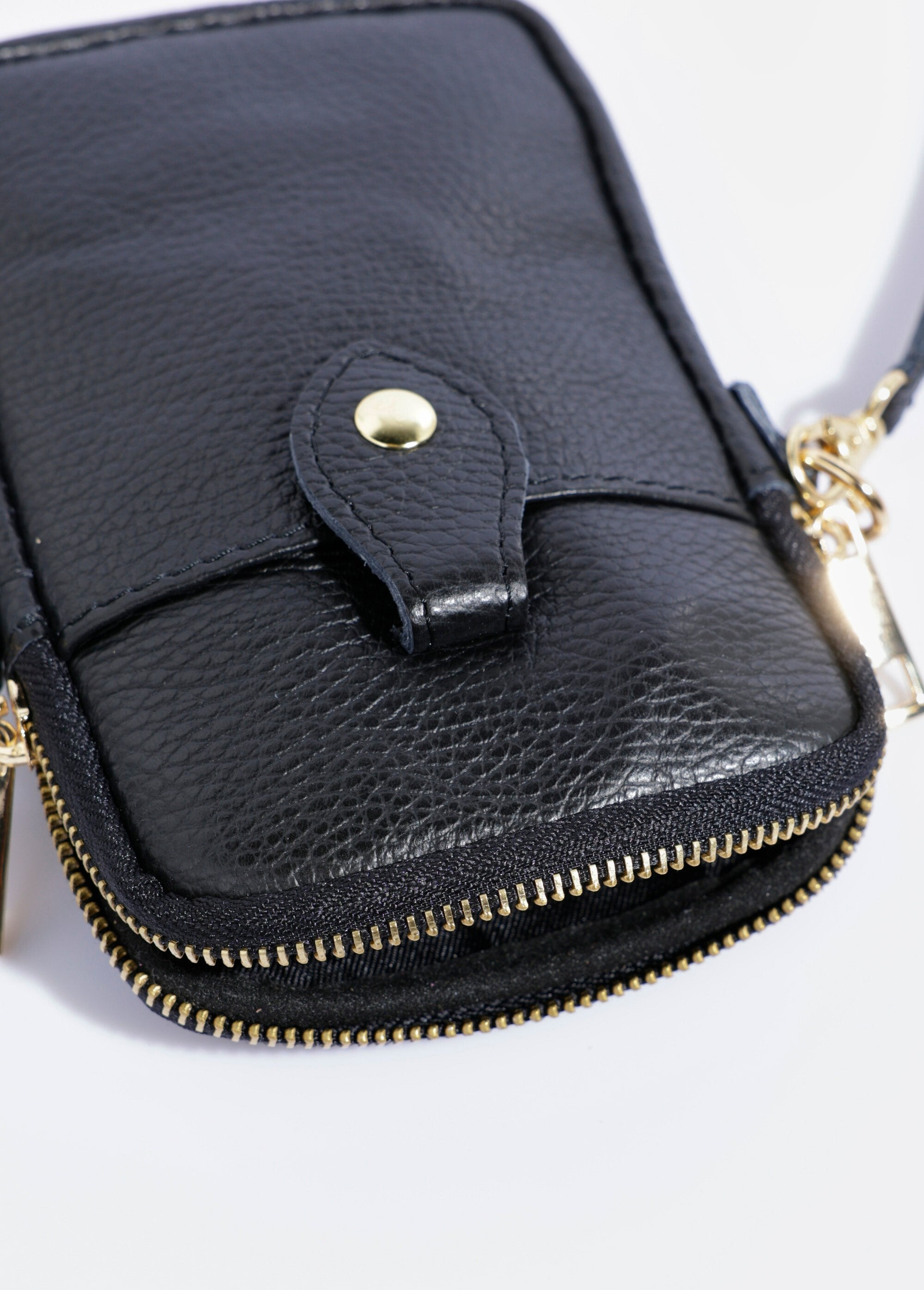Leren_telefoonhoesje_met_rits_Noir_DE1_slim