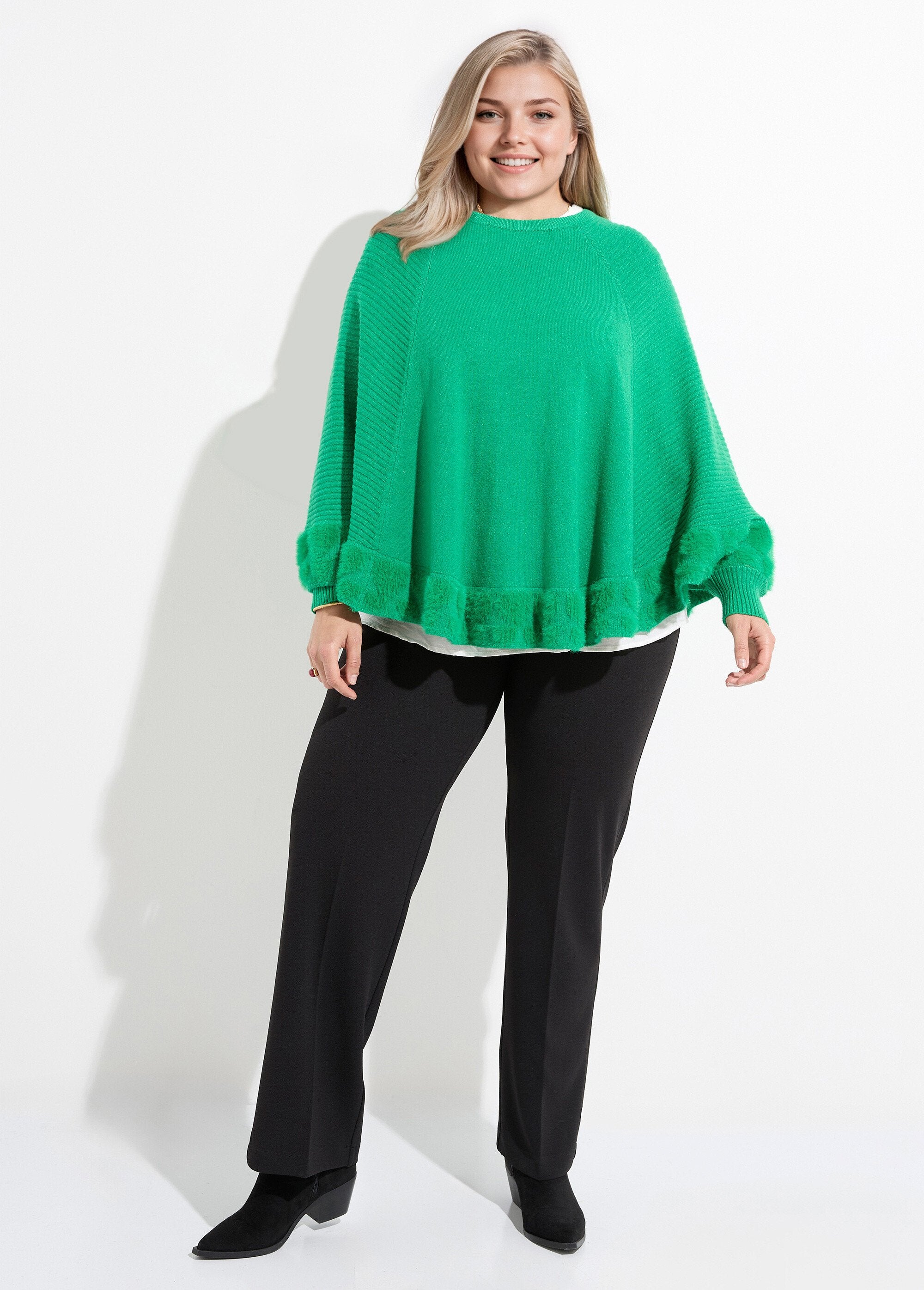 Poncho_cape_maille_coeurs_et_col_rond_Vert_vif_SF1_curvy