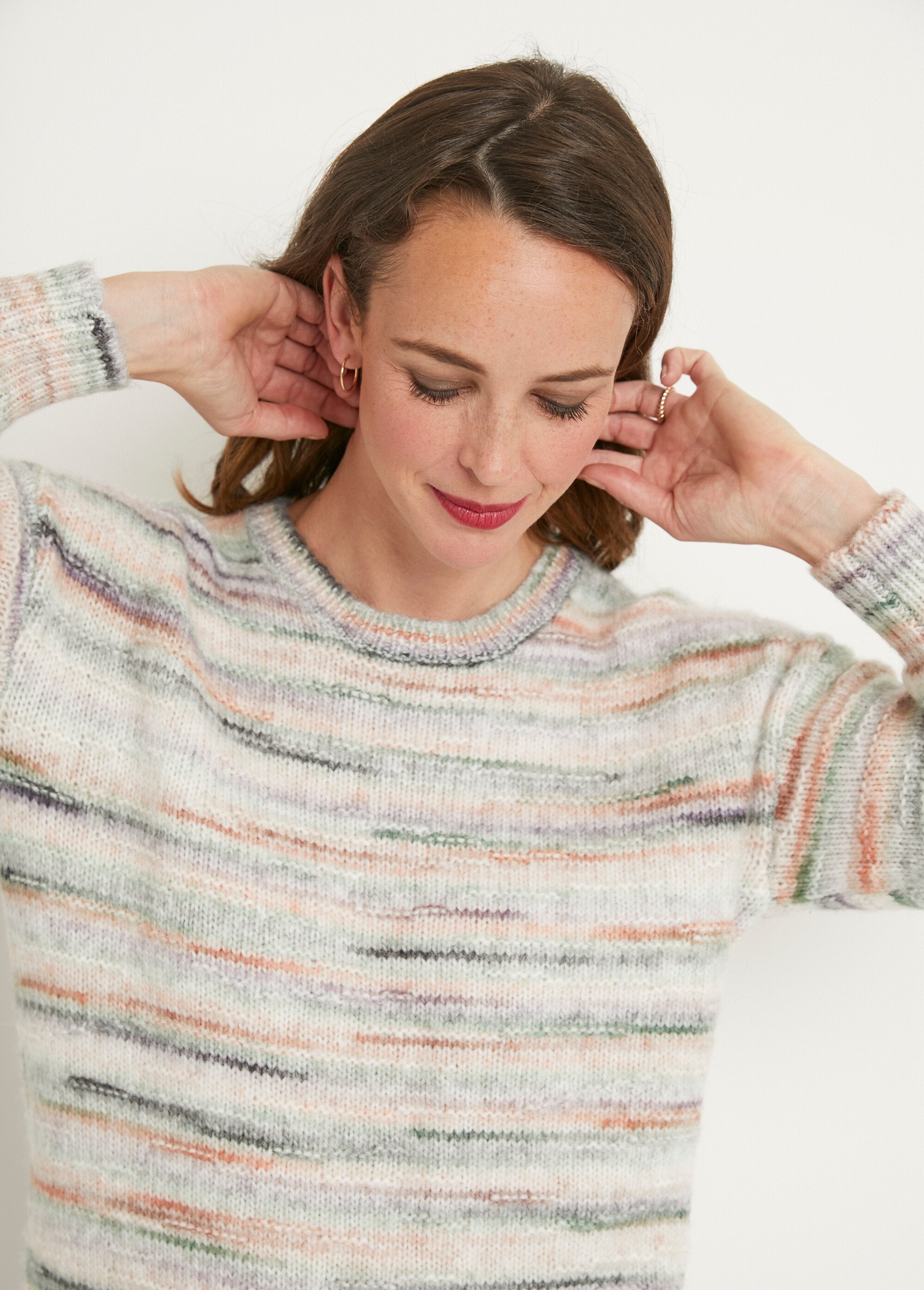 Pull_chaud_mouliné_col_rond_avec_laine_Mandarine_et_vert_DE1_slim