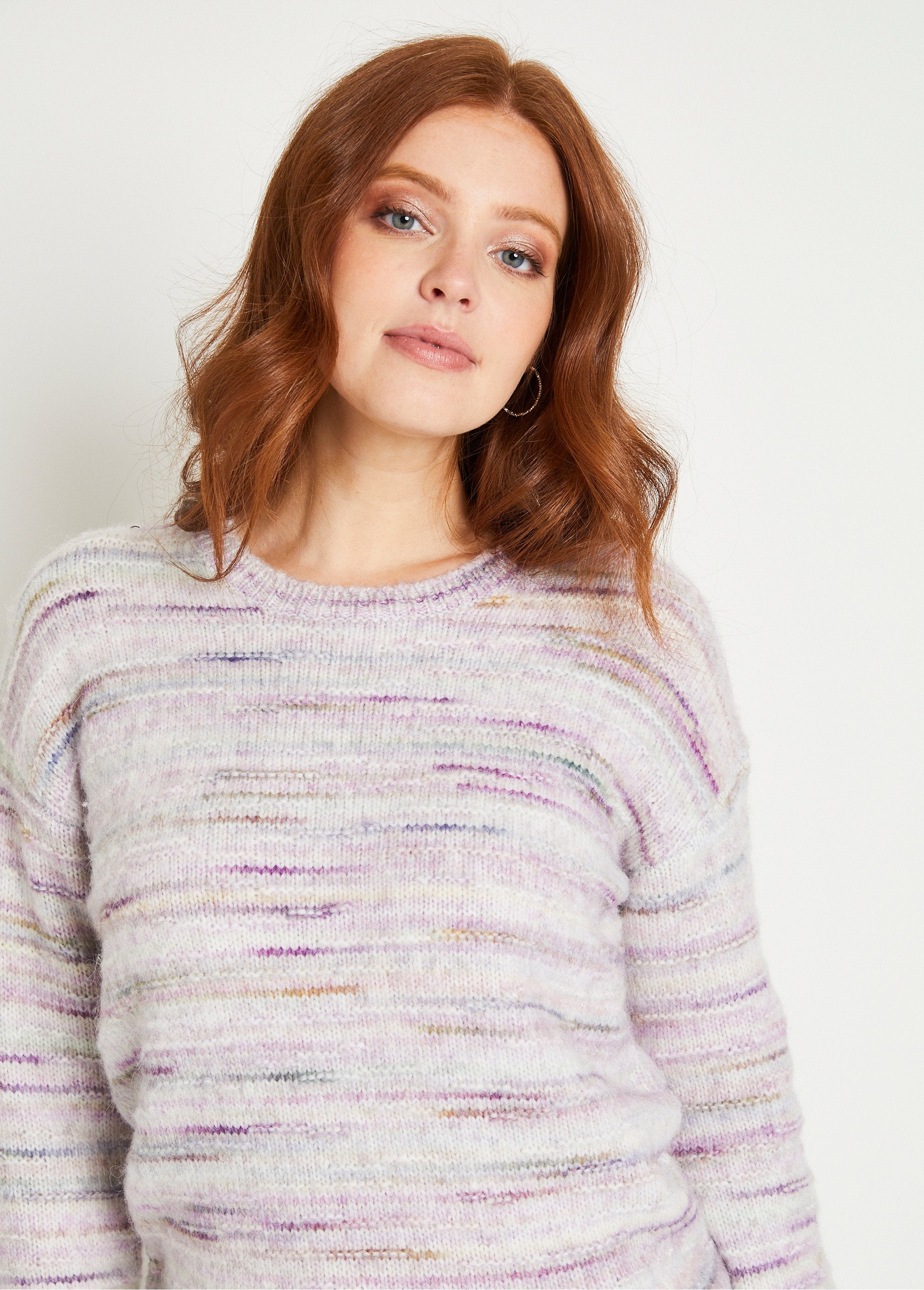 Pull_chaud_mouliné_col_rond_avec_laine_Lilas_et_ecru_DE1_slim