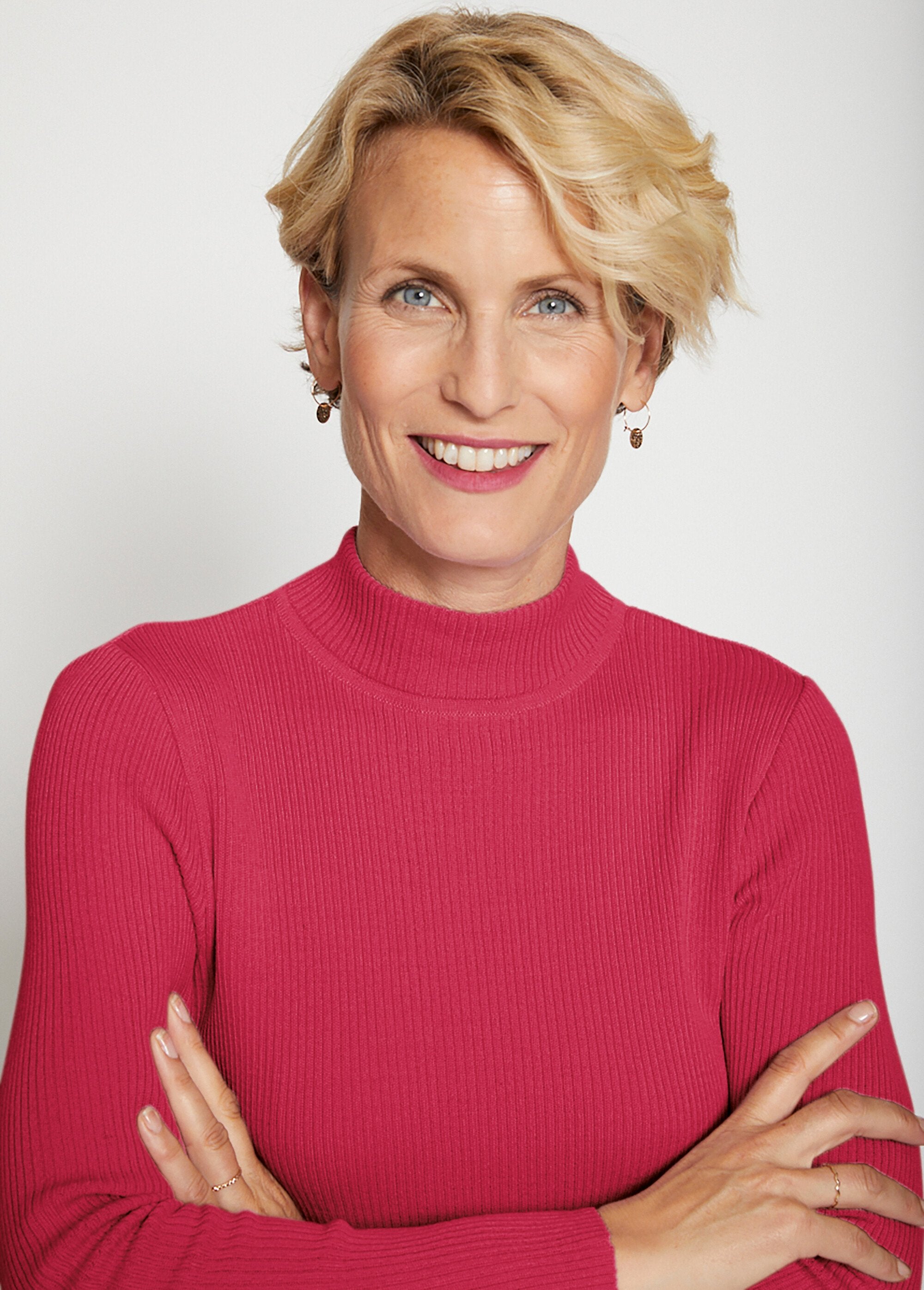 Trui_van_merinowol_met_hoge_hals_Framboise_DE1_slim