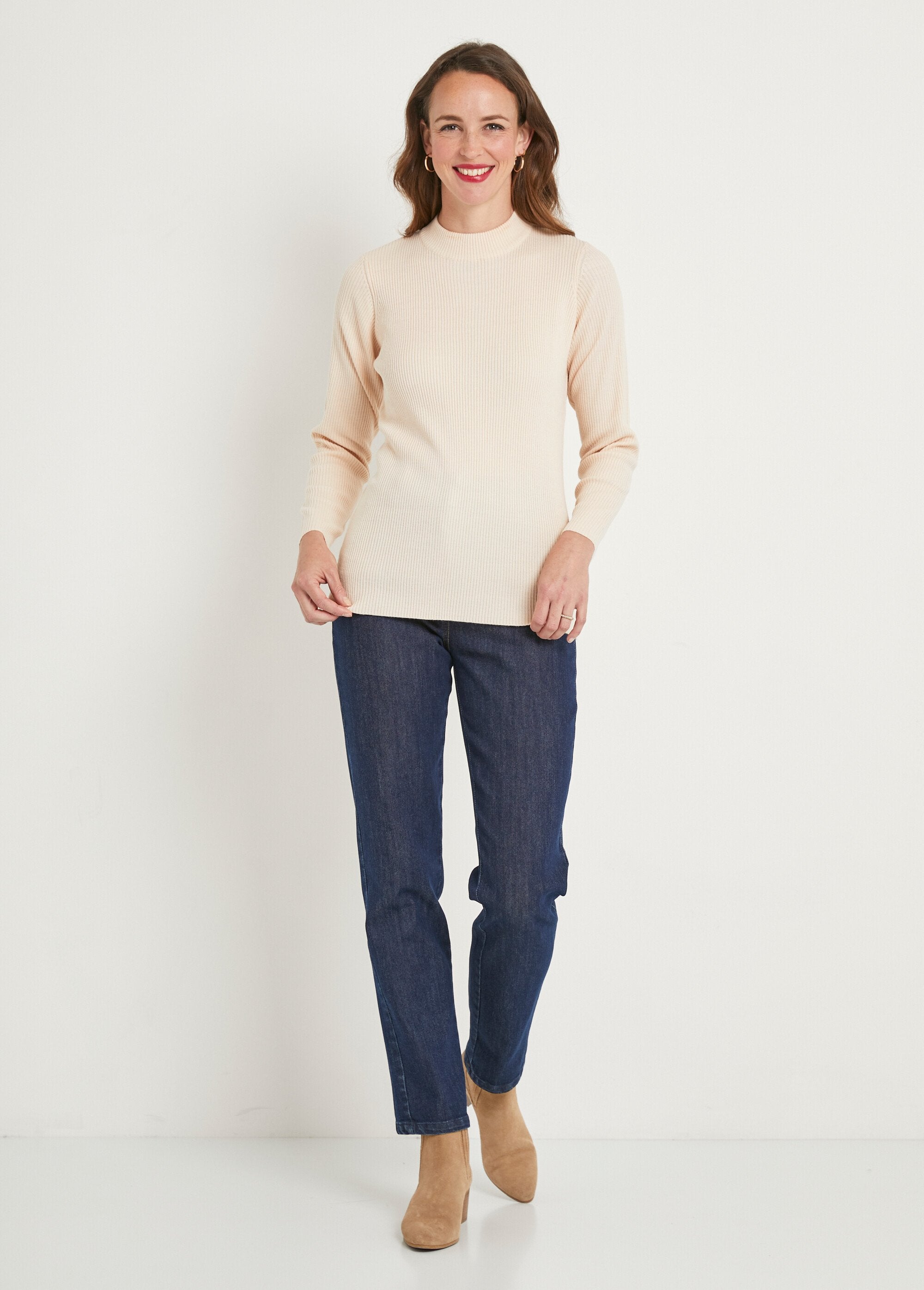 Pull_court_col_montant_maille_côtelée_Beige_SF1_slim