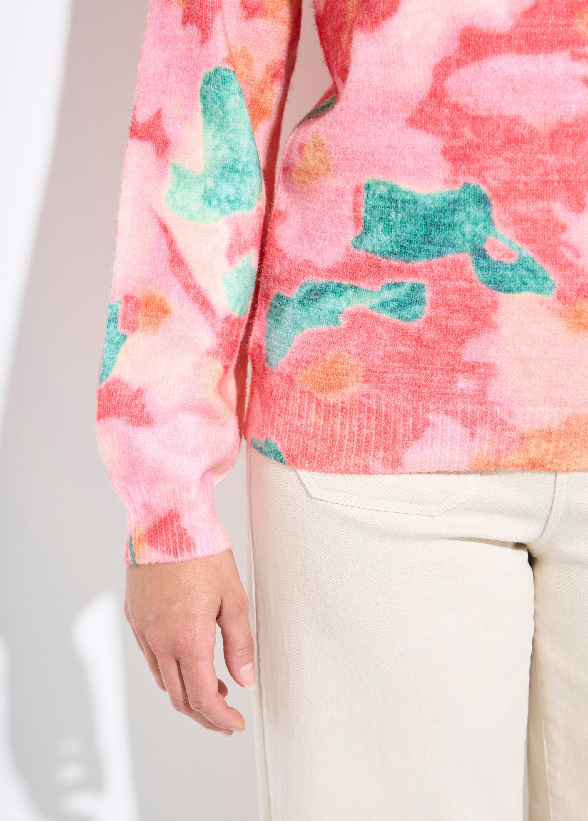 Pull_doux_col_rond_imprimé_floral_Imprime_corail_DE2_slim