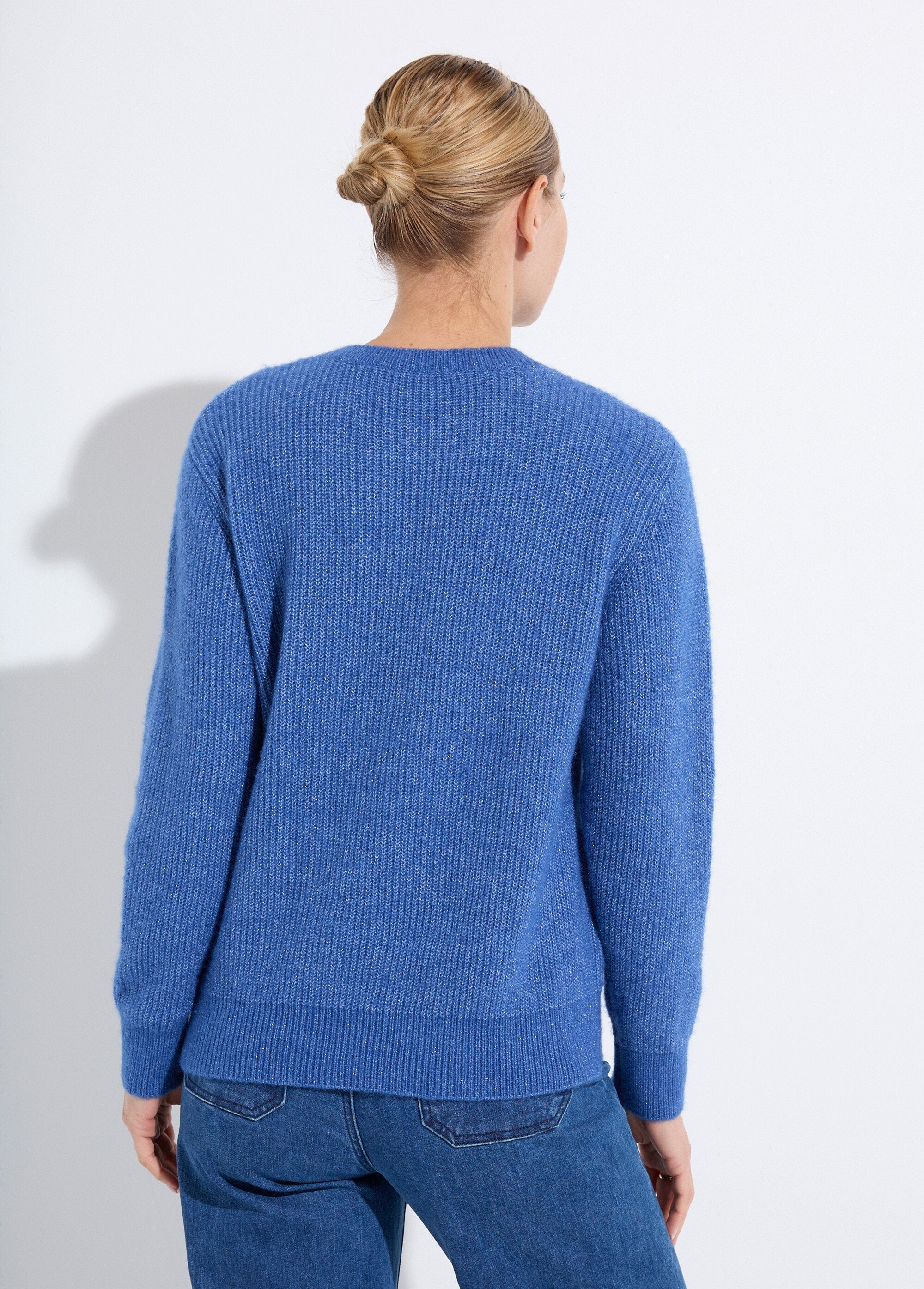 Pull_doux_maille_ajourée_fibres_recyclées_et_laine_Bleu_DO1_slim