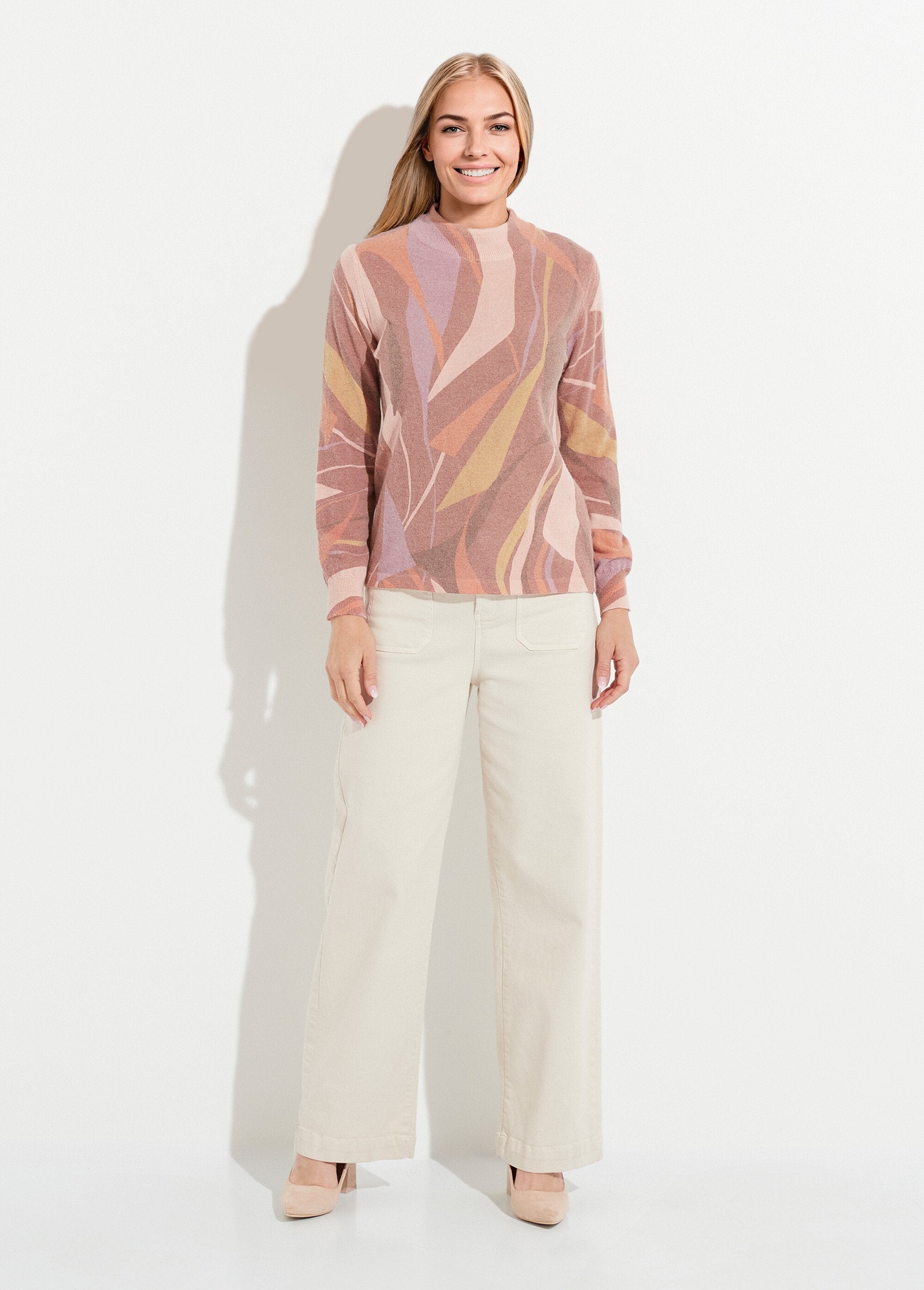 Warme_trui_met_hoge_hals_en_wol-_en_angoraprint_Noisette_et_beige_SF1_slim