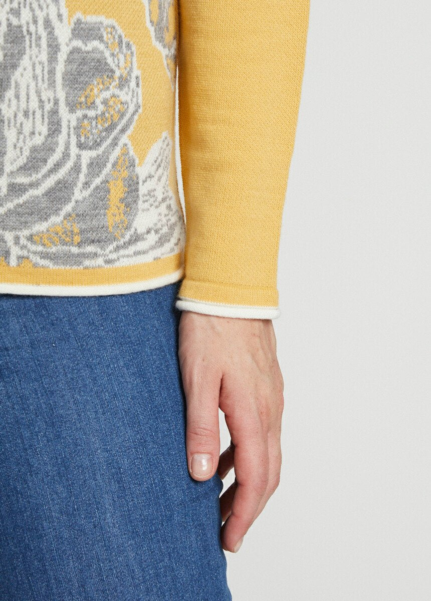 Pull_jacquard_floral_col_rond_avec_laine_Miel_et_gris_DE2_slim