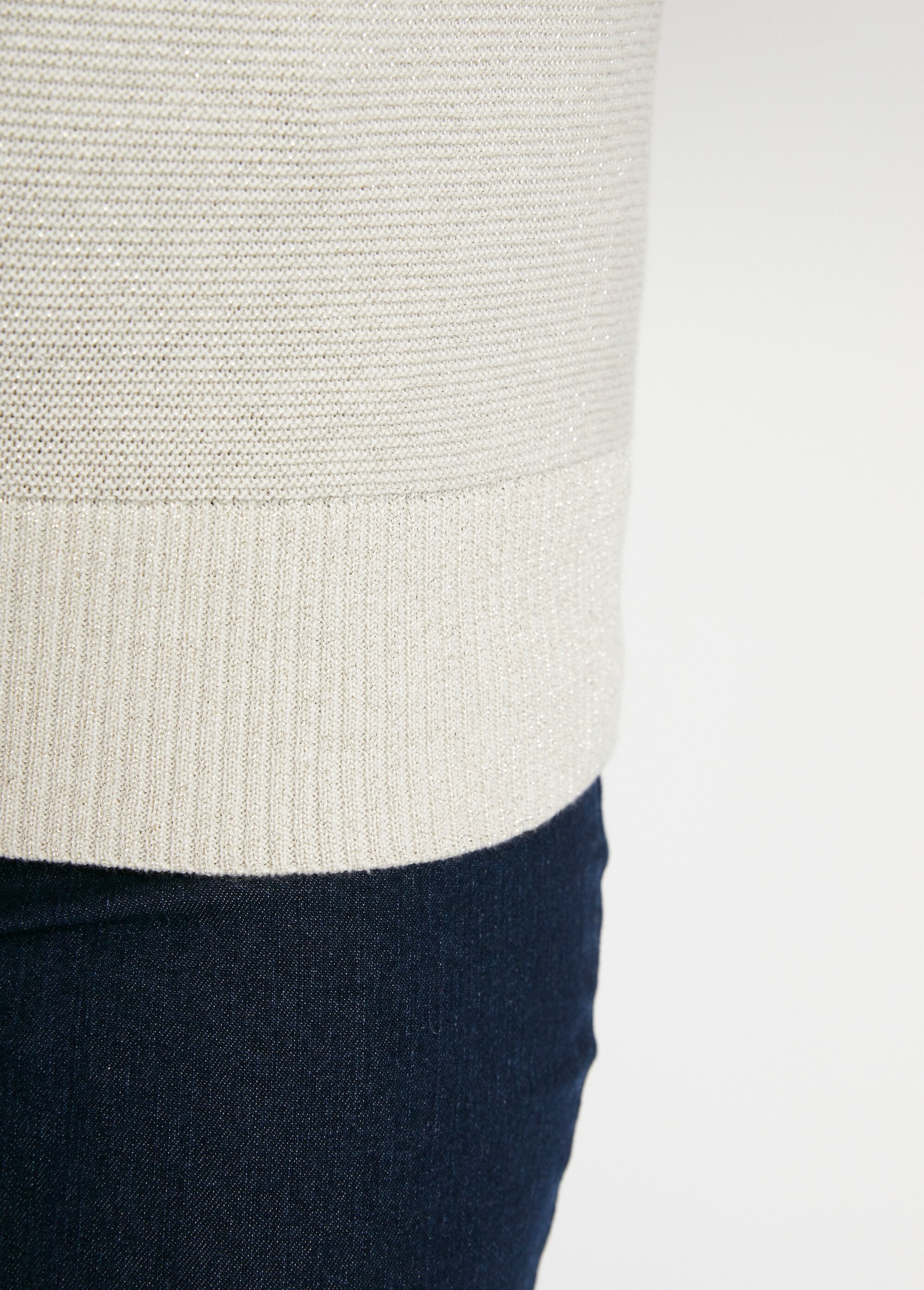 Glimmende_opengewerkte_gebreide_trui_Beige_DE3_slim