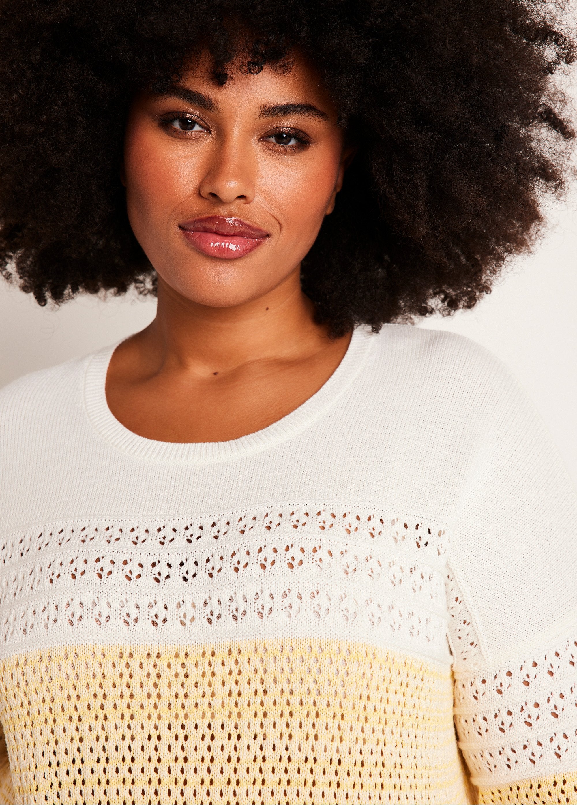 Pull_manches_3/4_ajouré_mélange_coton_Vanille_DE1_curvy