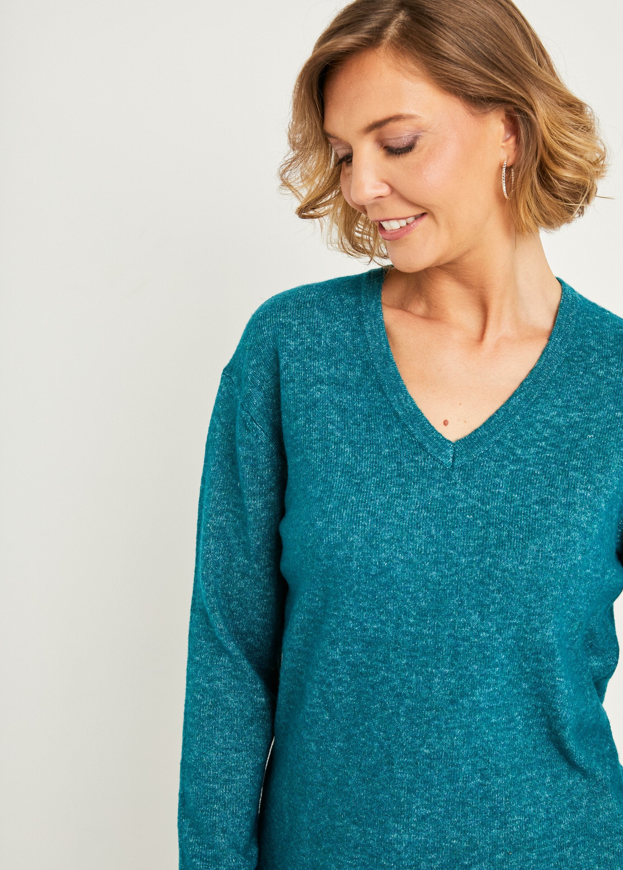Pull_tunique_chiné_long_col_V_avec_laine_Canard_DE1_slim
