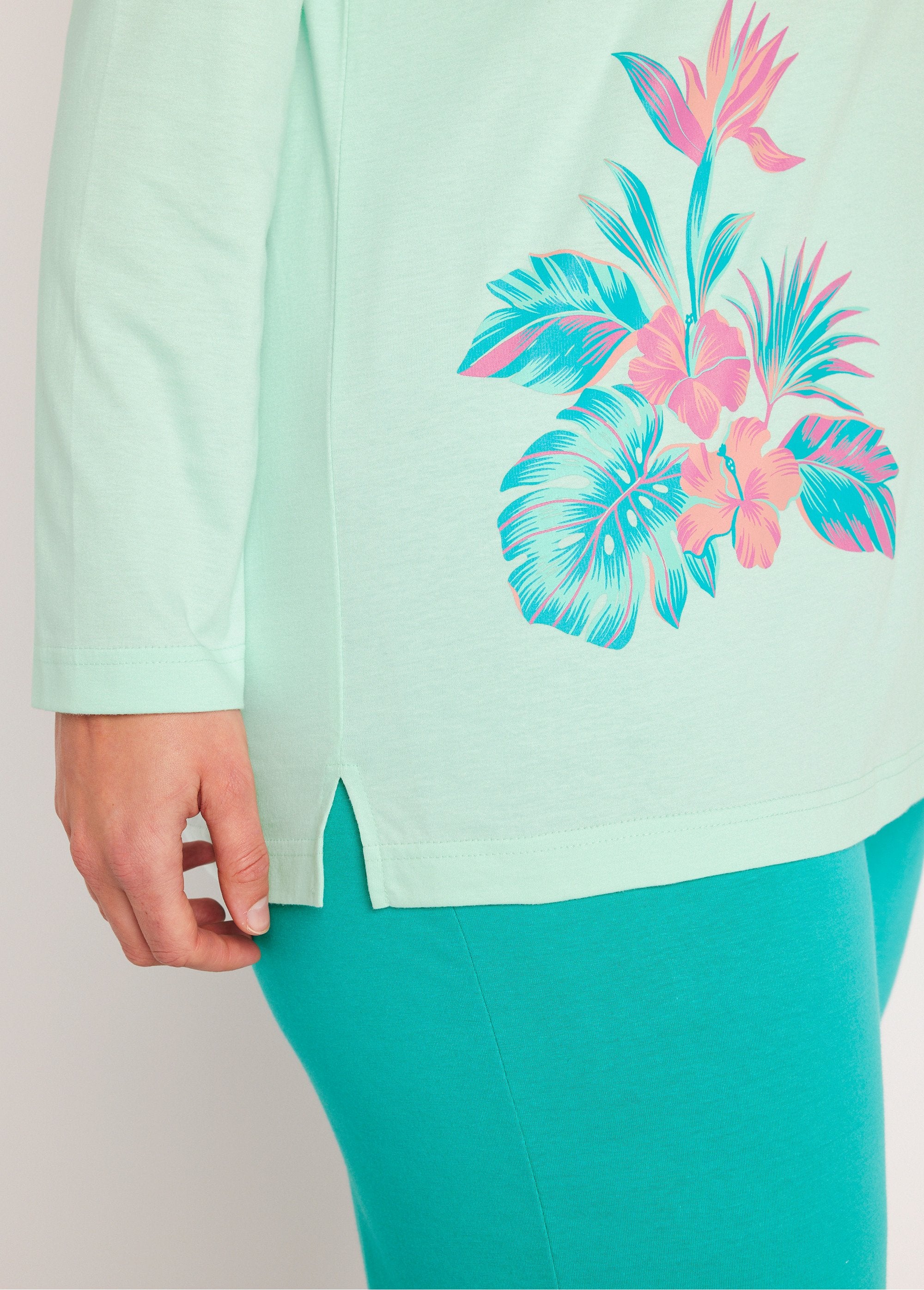 Pyjama_boutonné_coton_motif_exotique_Imprime_tropical_DE2_curvy