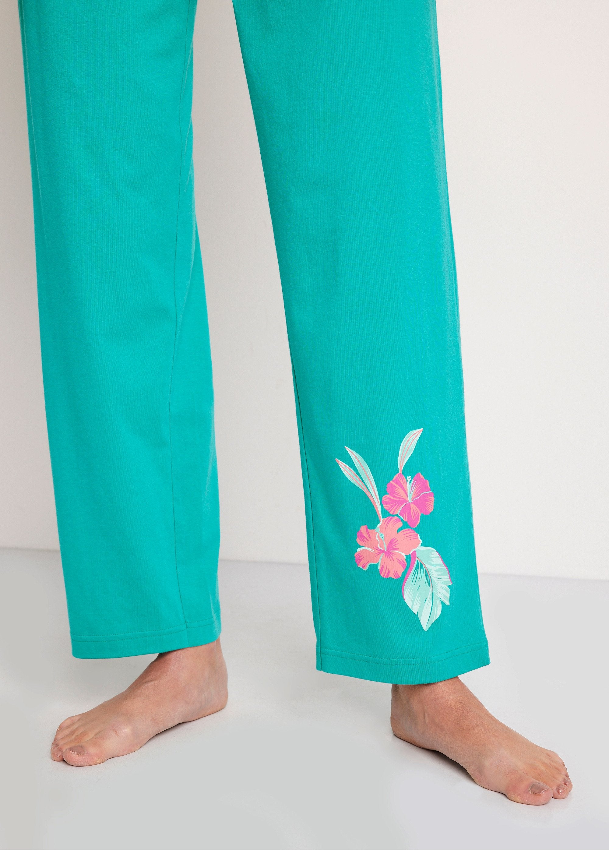 Pyjama_boutonné_coton_motif_exotique_Imprime_tropical_DE2_slim