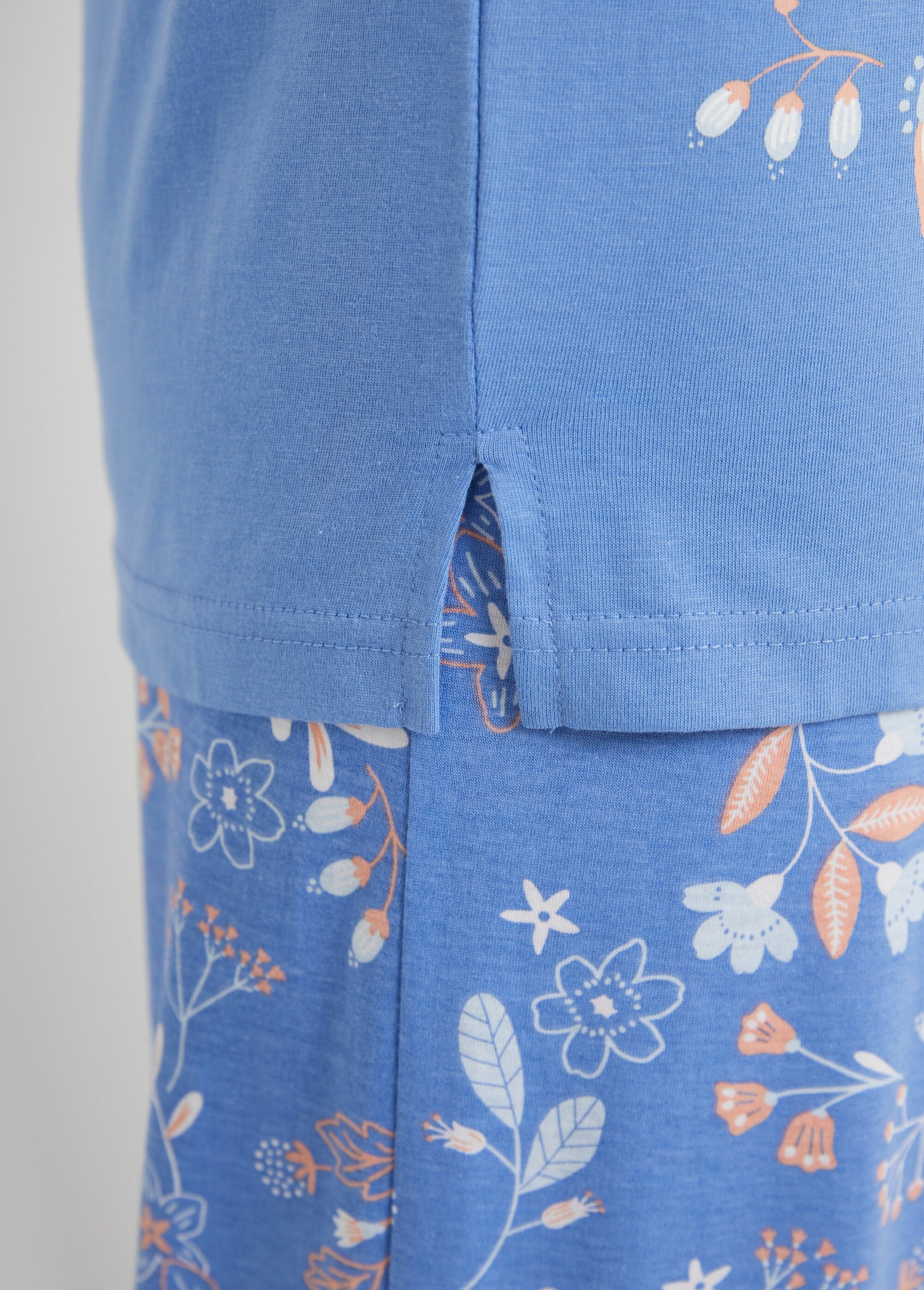 Pyjama_manches_longues_coton_uni_fleuri_Imprime_bleu_et_rose_DE3_slim