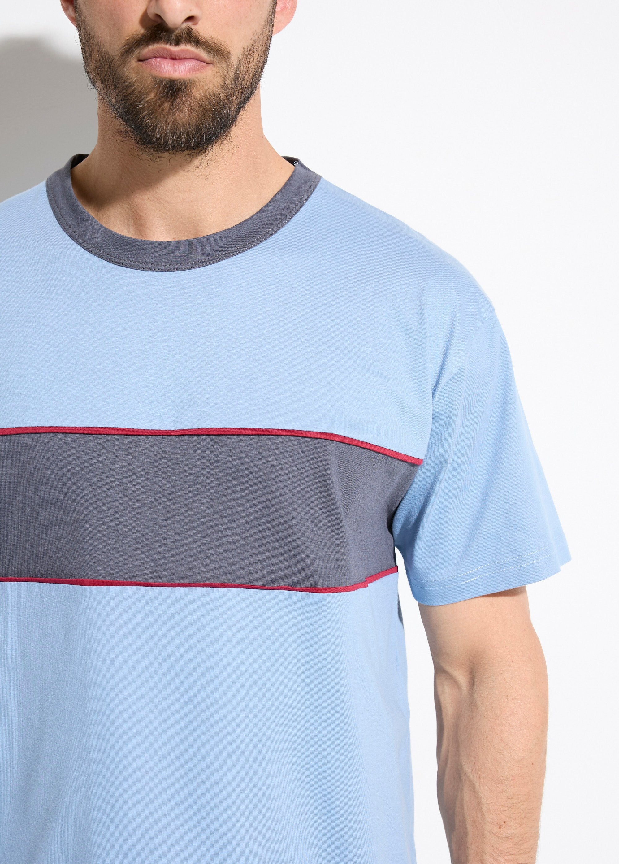 Katoenen_pyjamashort_in_twee_kleuren_Bleu_DE1_slim