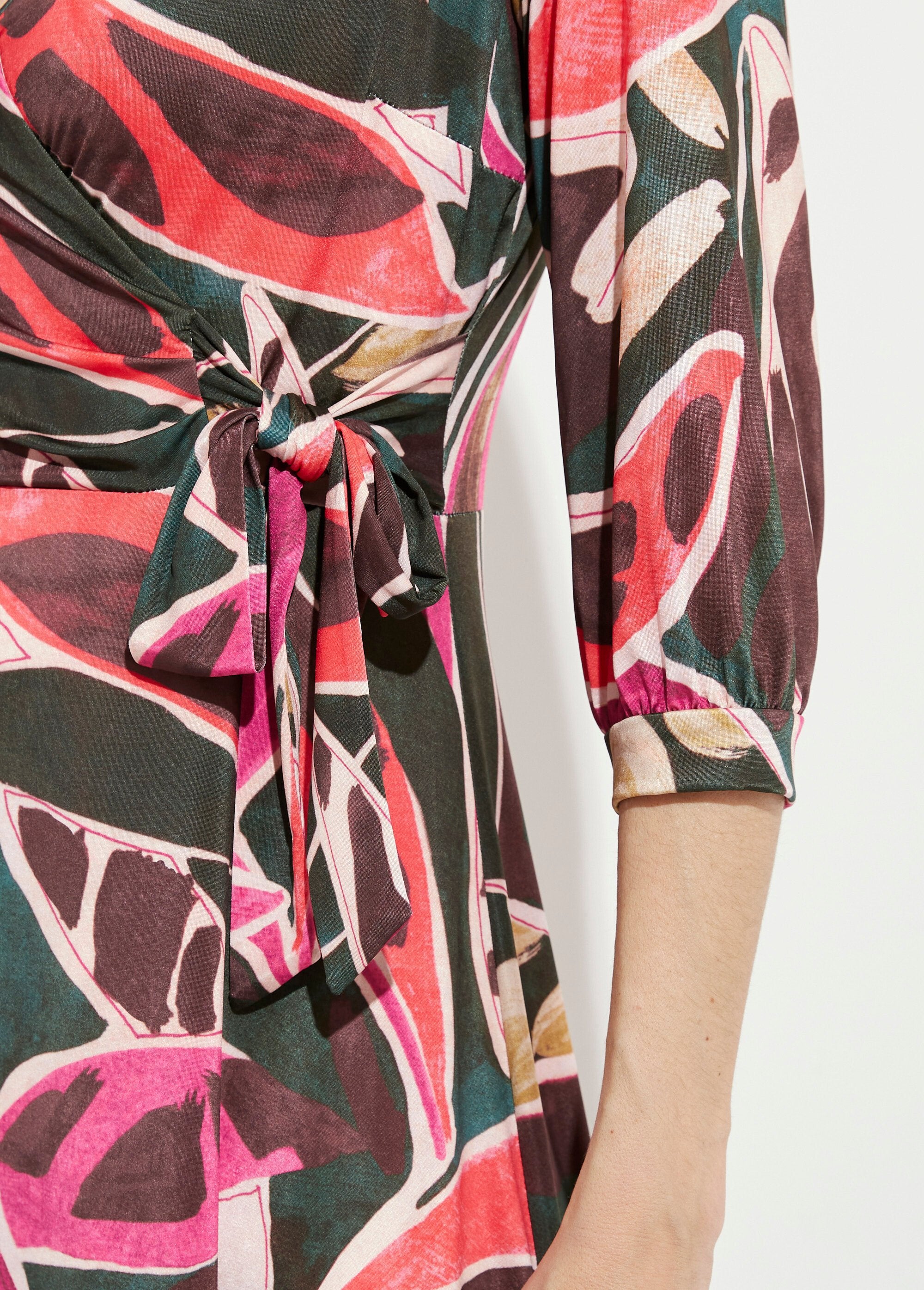 Korte_wikkeljurk_met_3/4_mouwen_Multicolore_DE3_slim