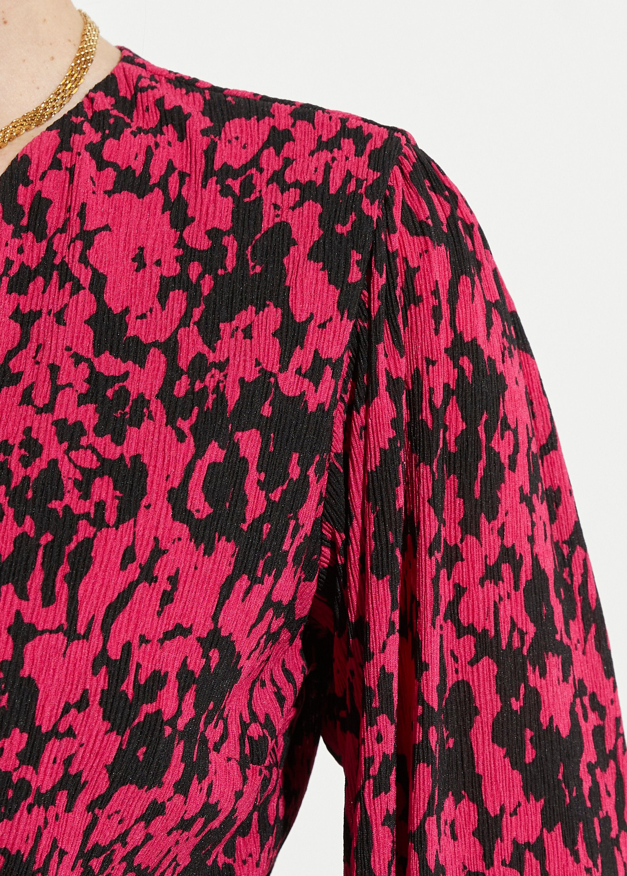 Robe_courte_cache-coeur_imprimé_tachiste_Noir_et_fuchsia_DE2_slim