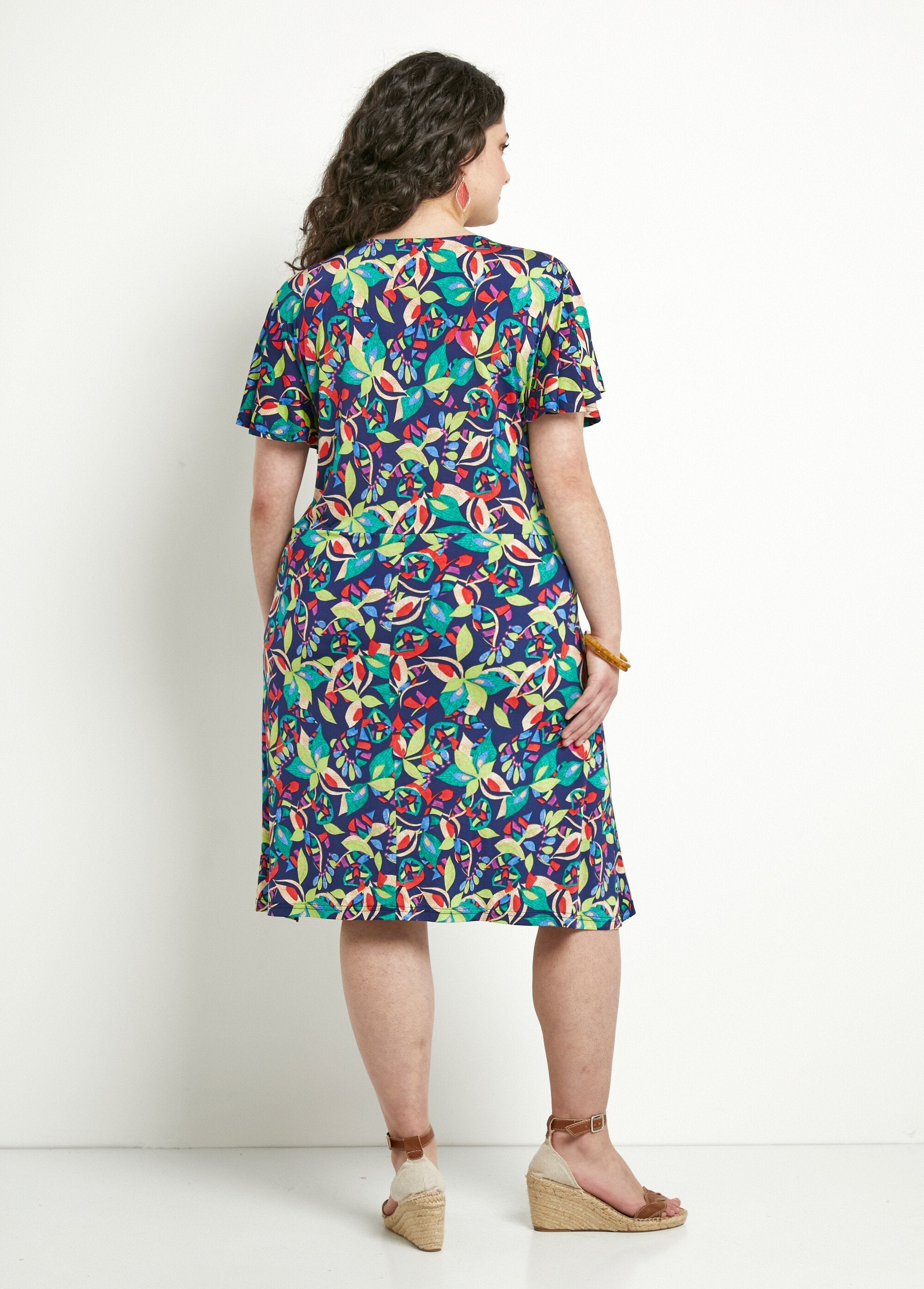 Robe_évasée_courte_imprimé_multicolore_Imprime_marine_DO1_curvy