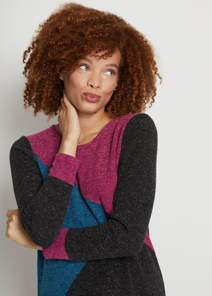 Robe_courte_droite_maille_chaude_col_rond_Fond_noir_DE1_slim