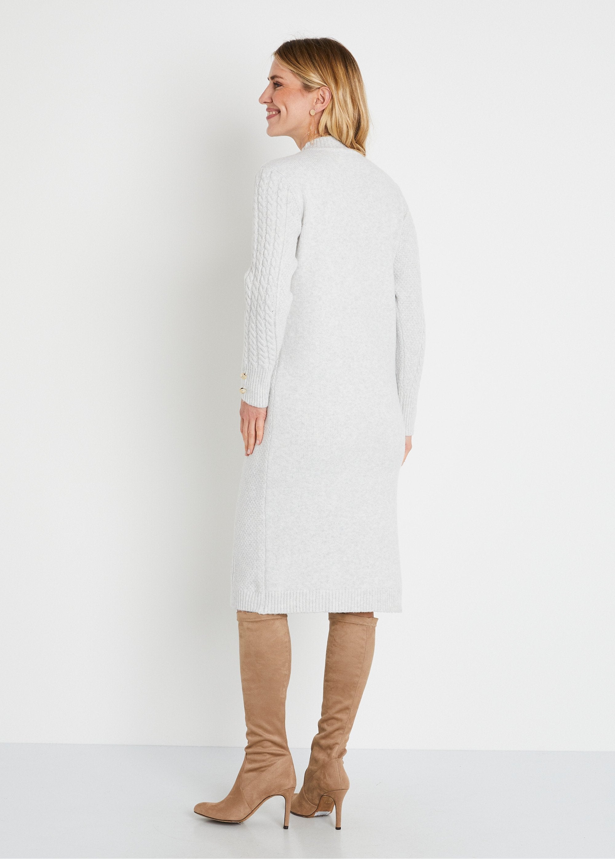 Robe-pull_courte_tricot_uni_col_rond_Gris_chine_DO1_slim