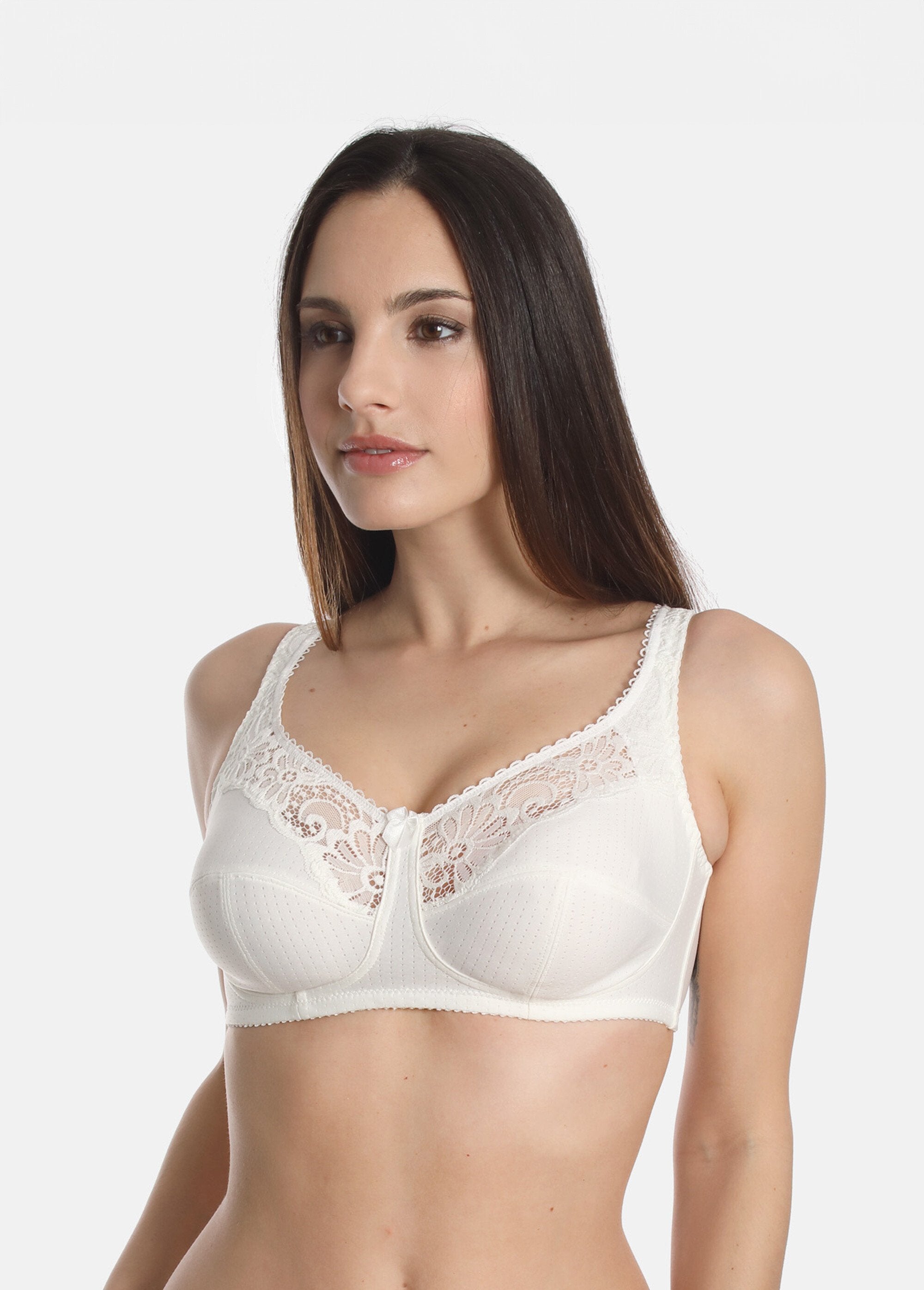 Soutien-gorge Couvrant Sans Armature Sassa - Taille 90-135 B à E, Microfibre, Blanc Ou Noir