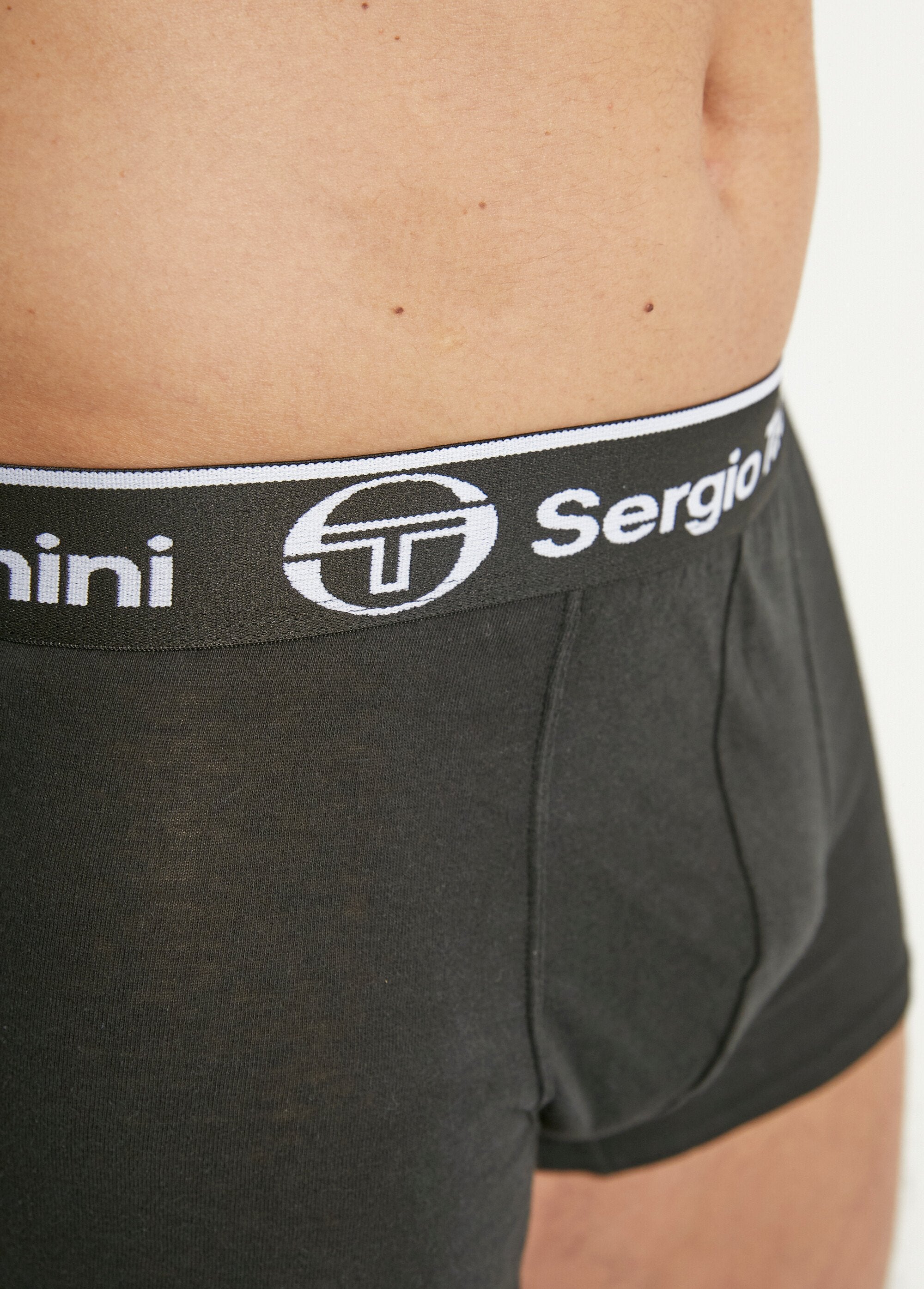 Ensemble_boxer_+_3_paires_chaussettes_Noir_DE1_slim