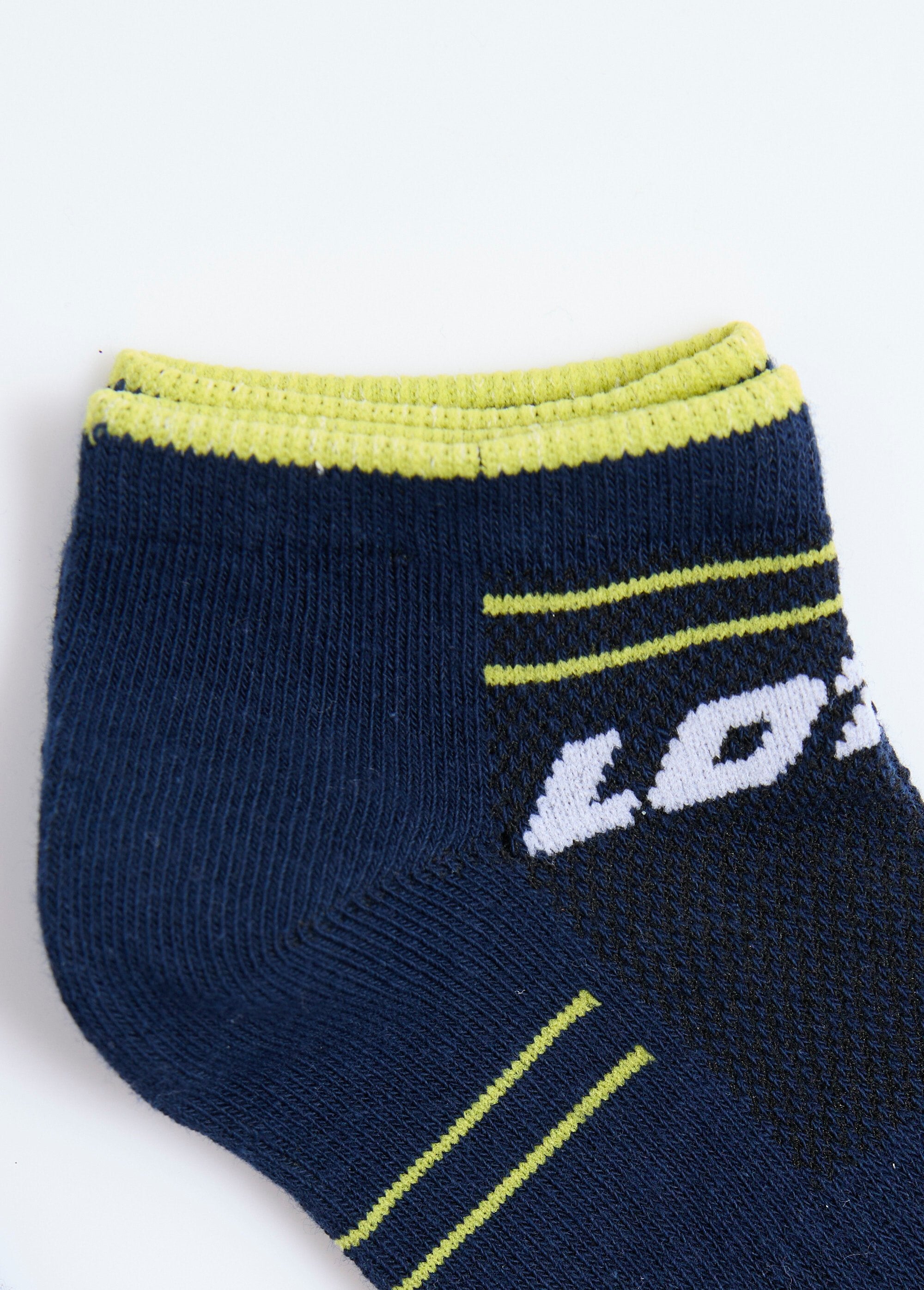 Socquettes_techniques_avec_logo_Assortis_noir_DE4_slim