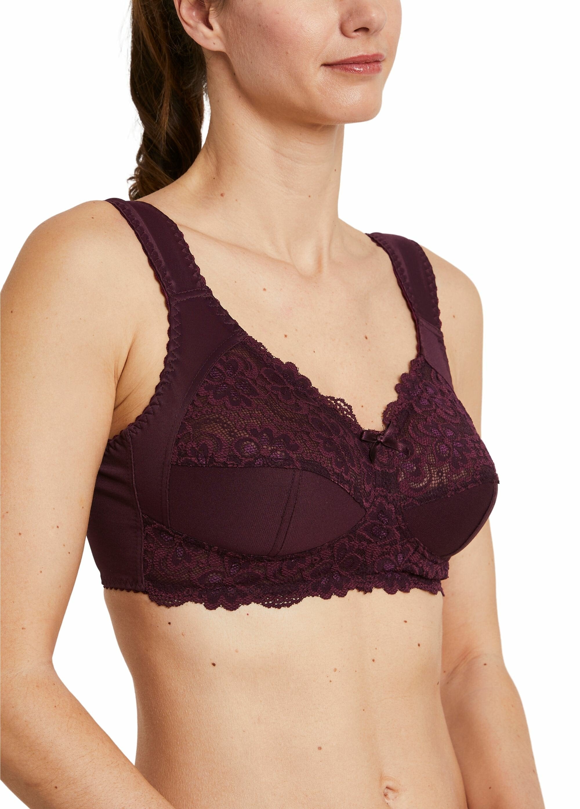 Soutien-gorge_sans_armatures_dentelle_Prune_FA2_slim
