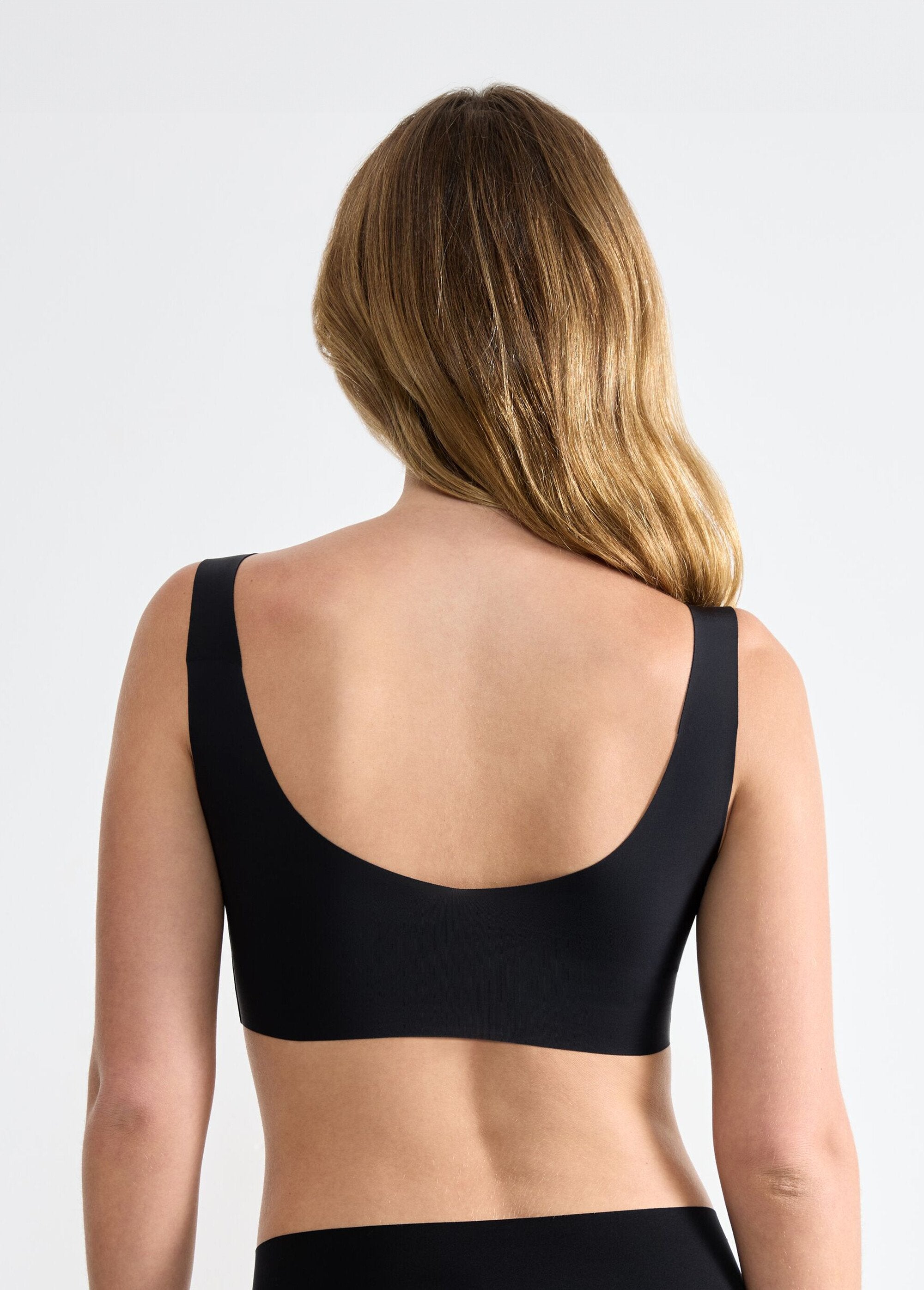 Brassière_invisible_microfibre_Noir_DO1_slim