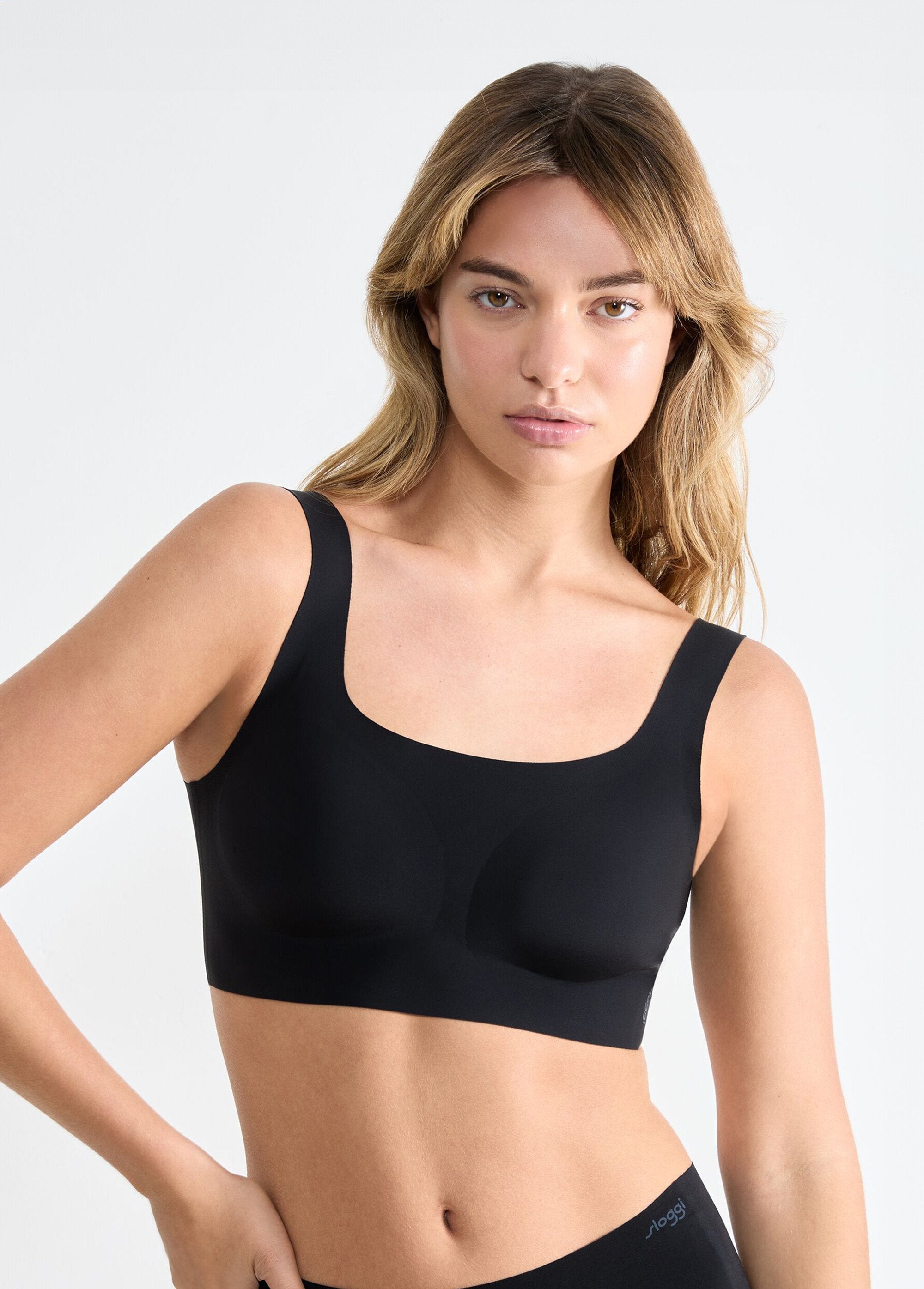 Brassière_invisible_microfibre_Noir_FA1_slim