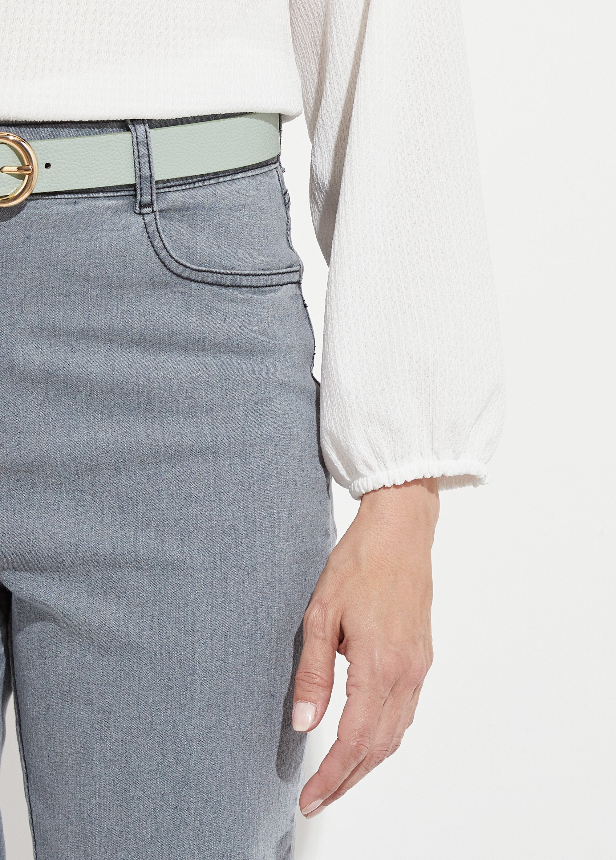 Wit_t-shirt_met_opstaande_kraag_met_ruches_en_wafelbreisel_Blanc_DE1_slim