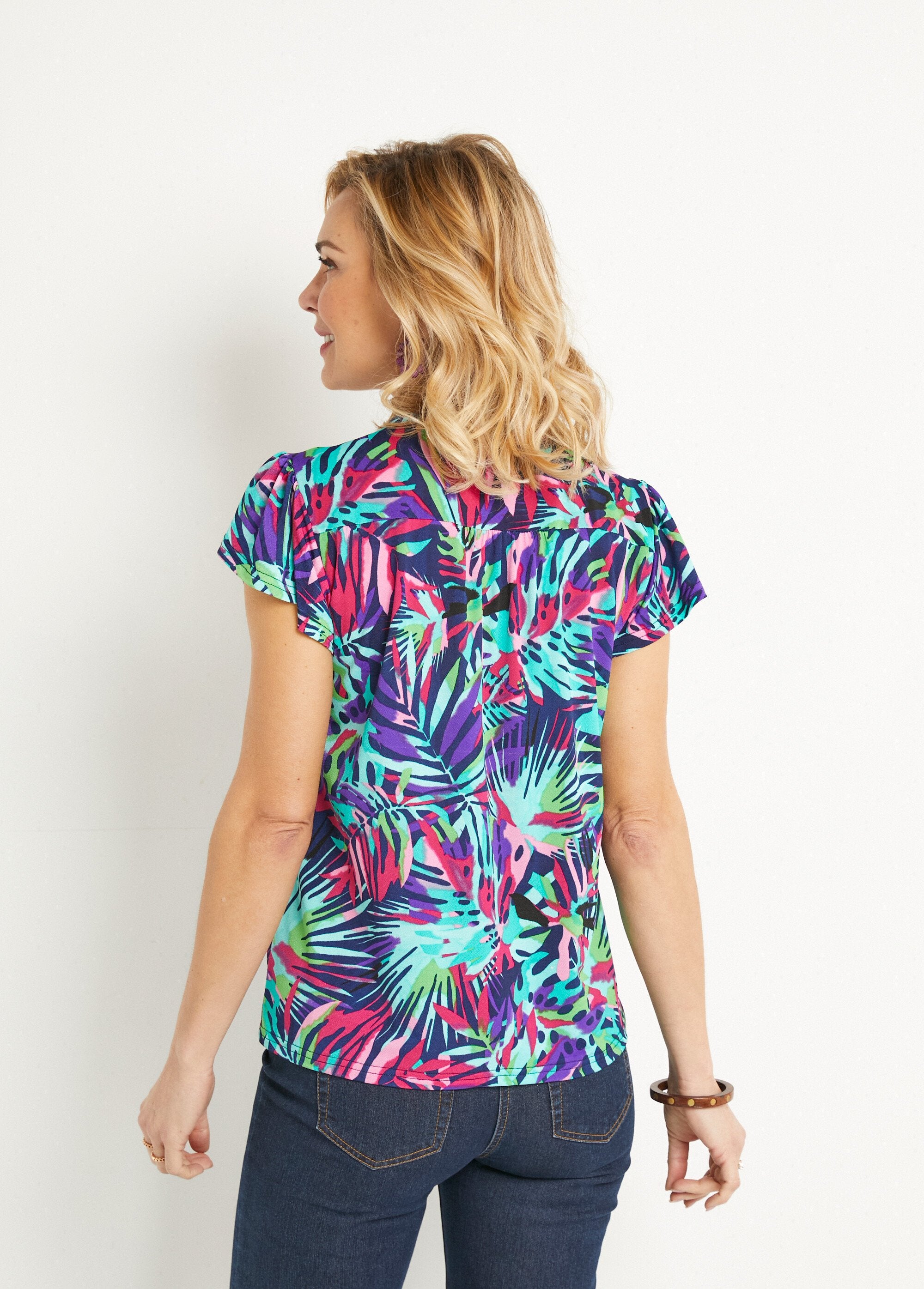 T-shirt_met_korte_mouwen_en_uitlopende_V-hals_Multicolore_DO1_slim
