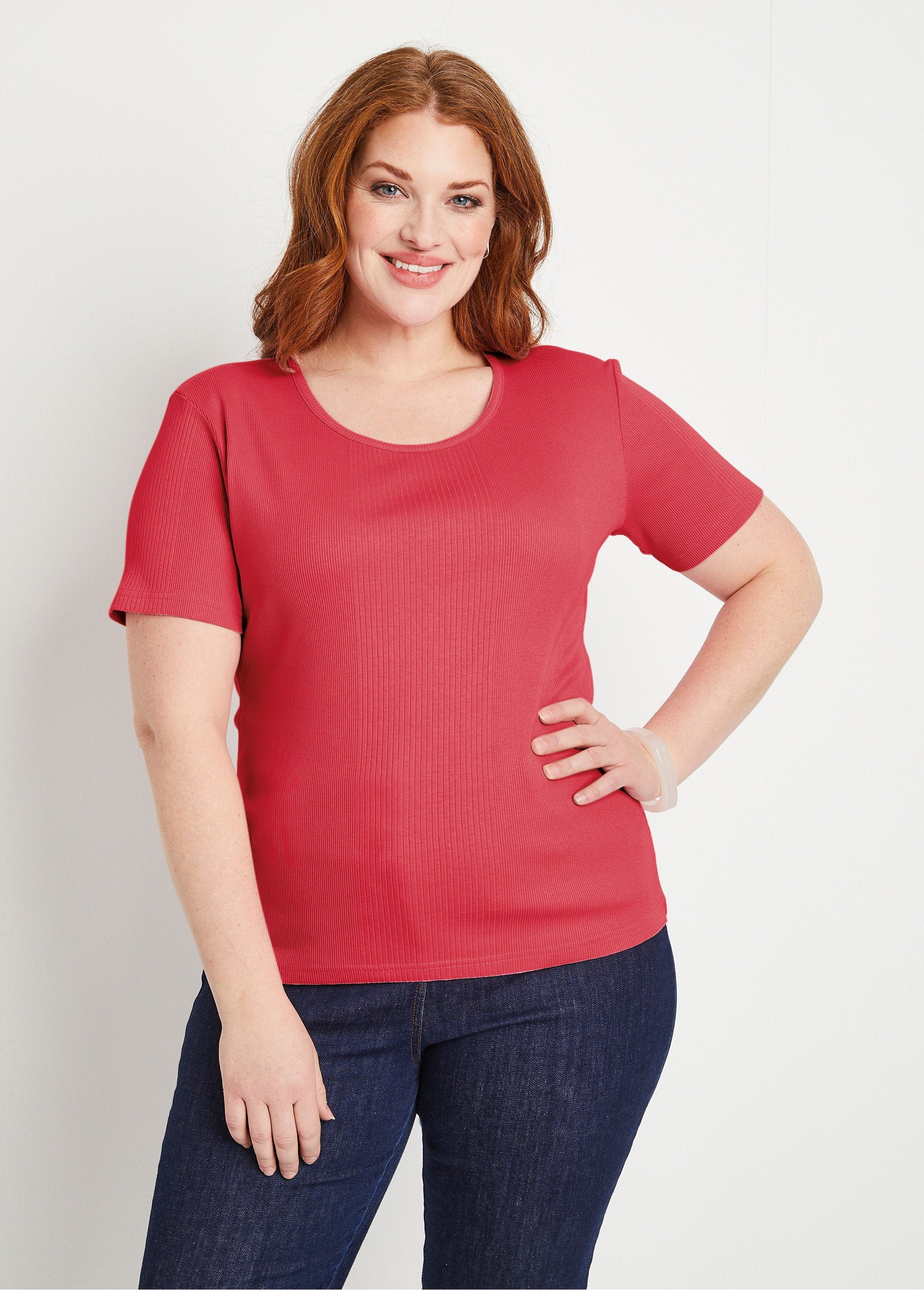 T-shirt_court_col_rond_maille_côtelée_Griotte_FA1_curvy