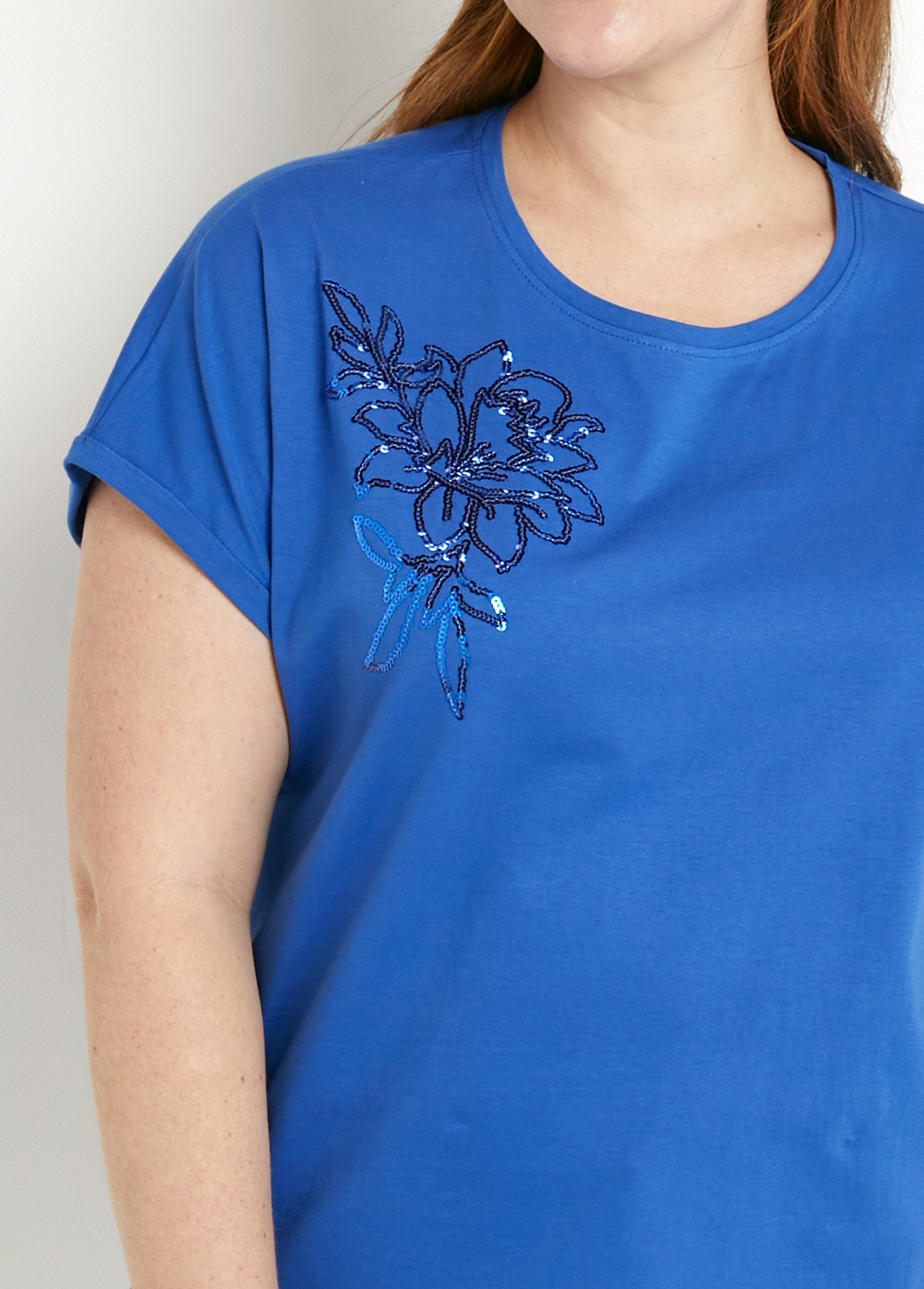 Effen_katoenen_T-shirt_met_pailletten,_korte_mouwen_Bleu_dur_DE1_curvy