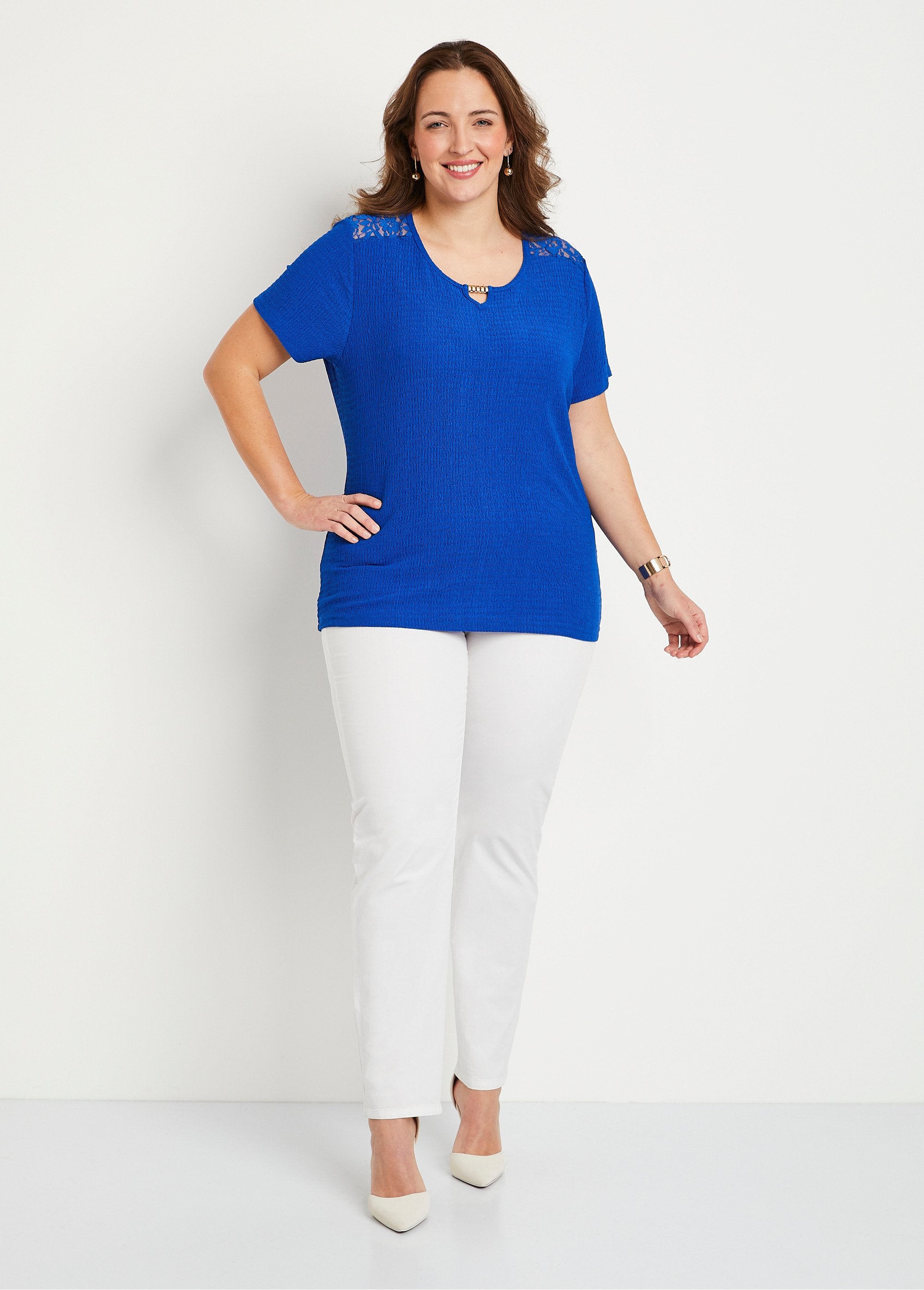 T-shirt_court_dentelle_Bleu_cobalt_SF1_curvy