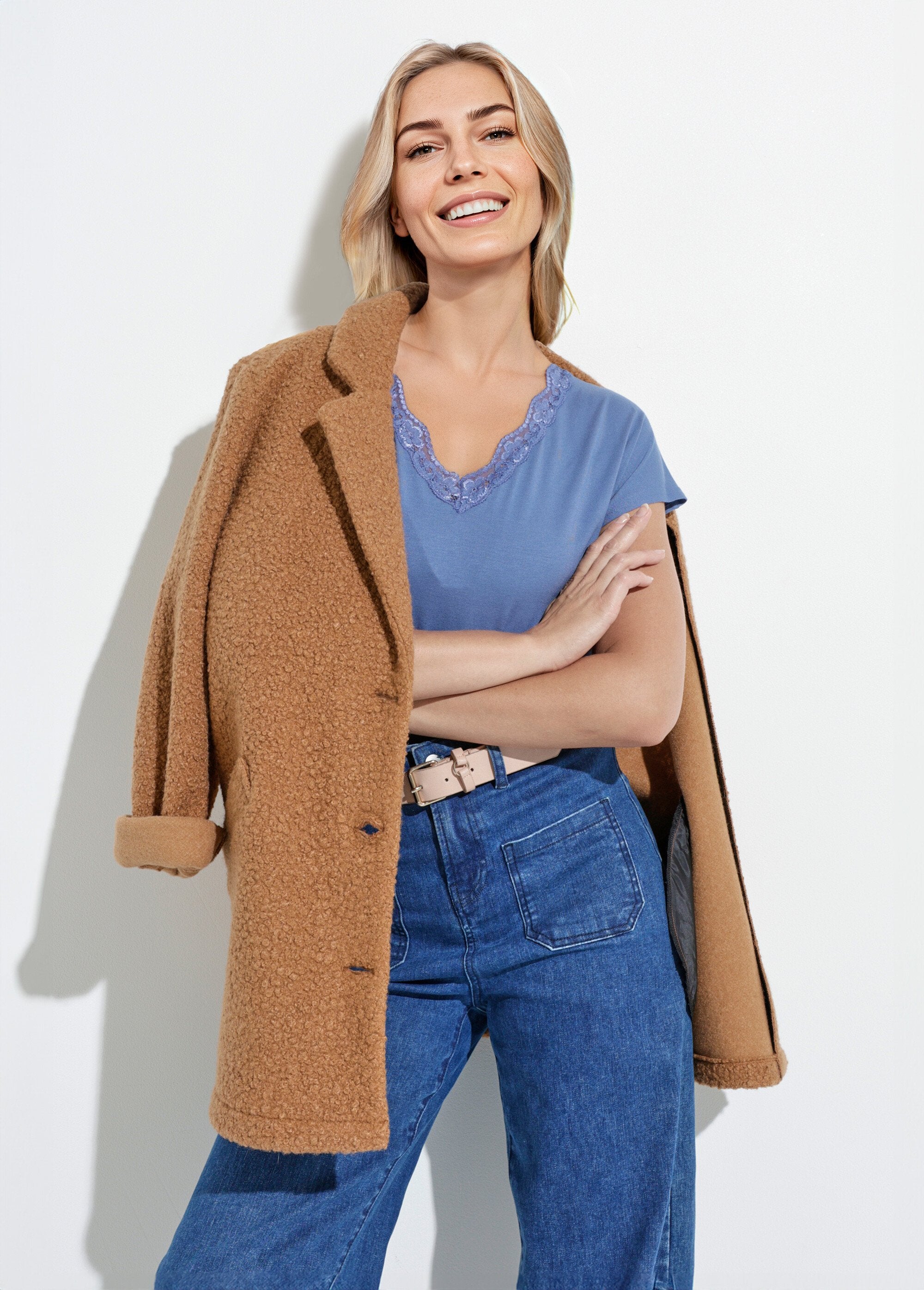 Kort_T-shirt_van_stretchkant_Bleu_orage_SF1_slim