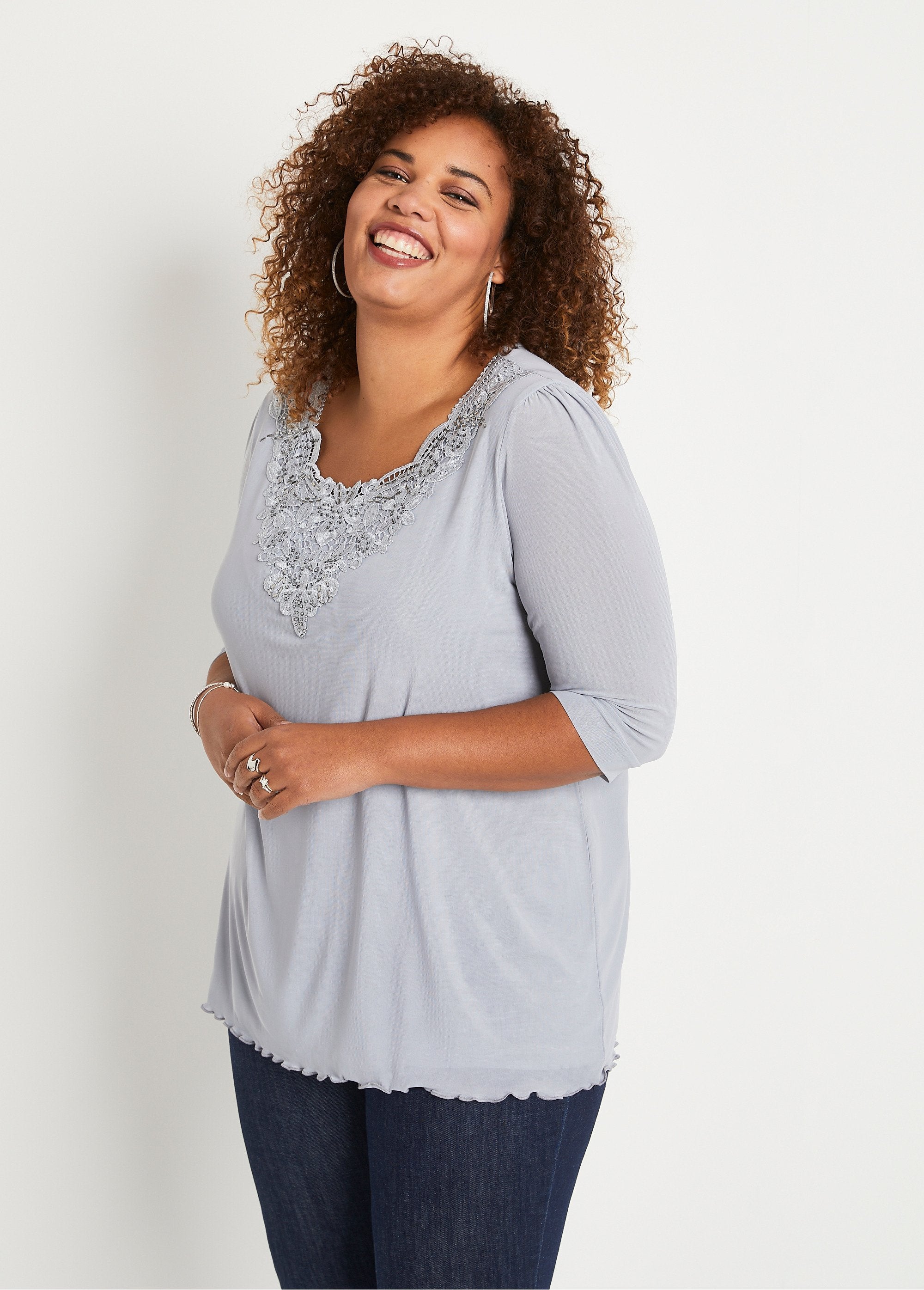 T-shirt_long_ample_résille_brodée_Argent_FA1_curvy