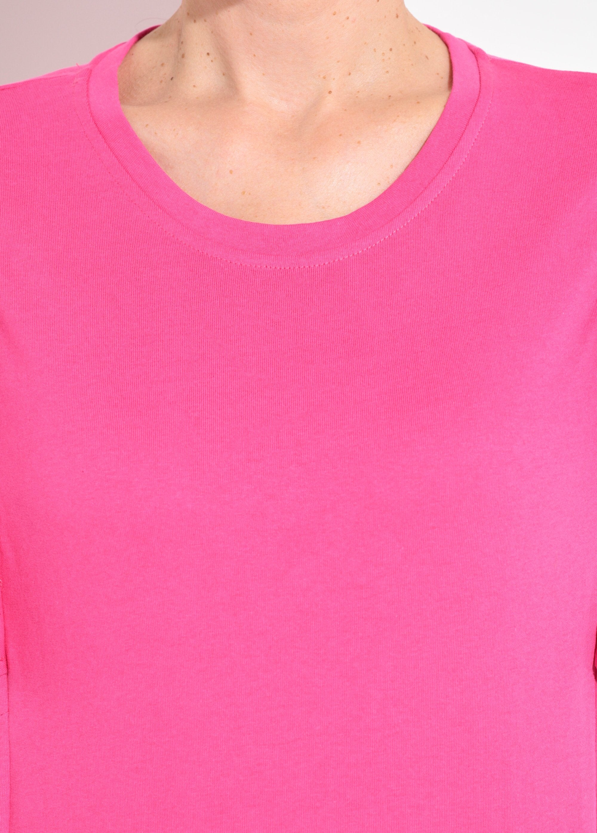 Opengewerkt_T-shirt_met_korte_mouwen_en_ruches_Fuchsia_DE2_slim