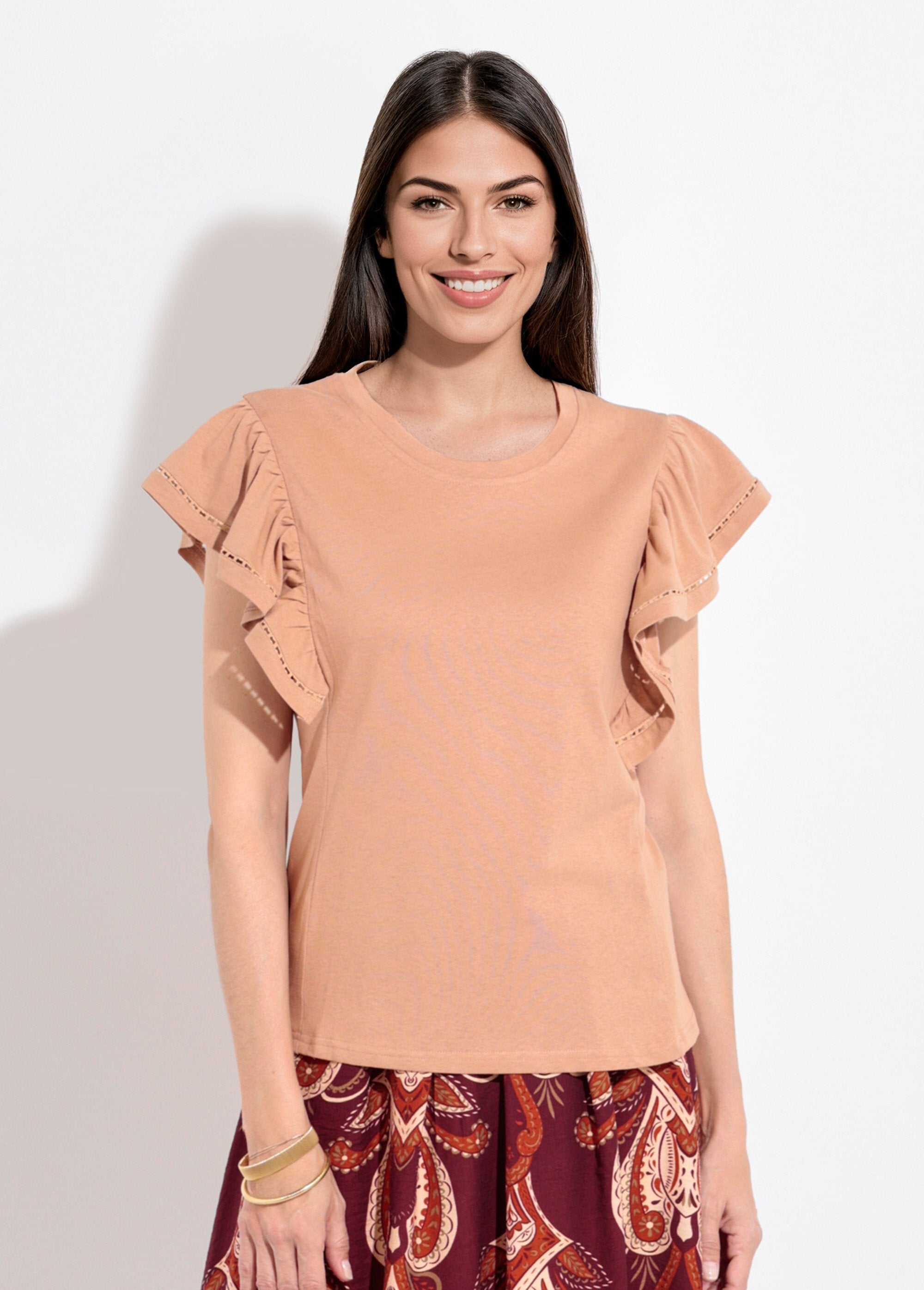 Opengewerkt_T-shirt_met_korte_mouwen_en_ruches_Camel_FA1_slim