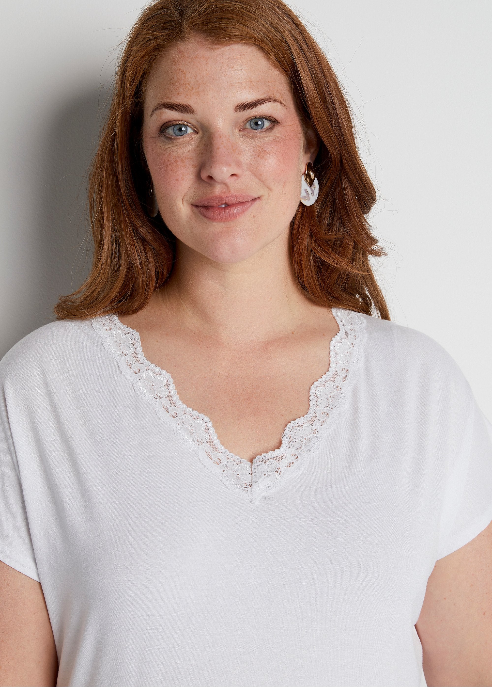 T-shirt_court_extensible_dentelle_Blanc_DE1_curvy