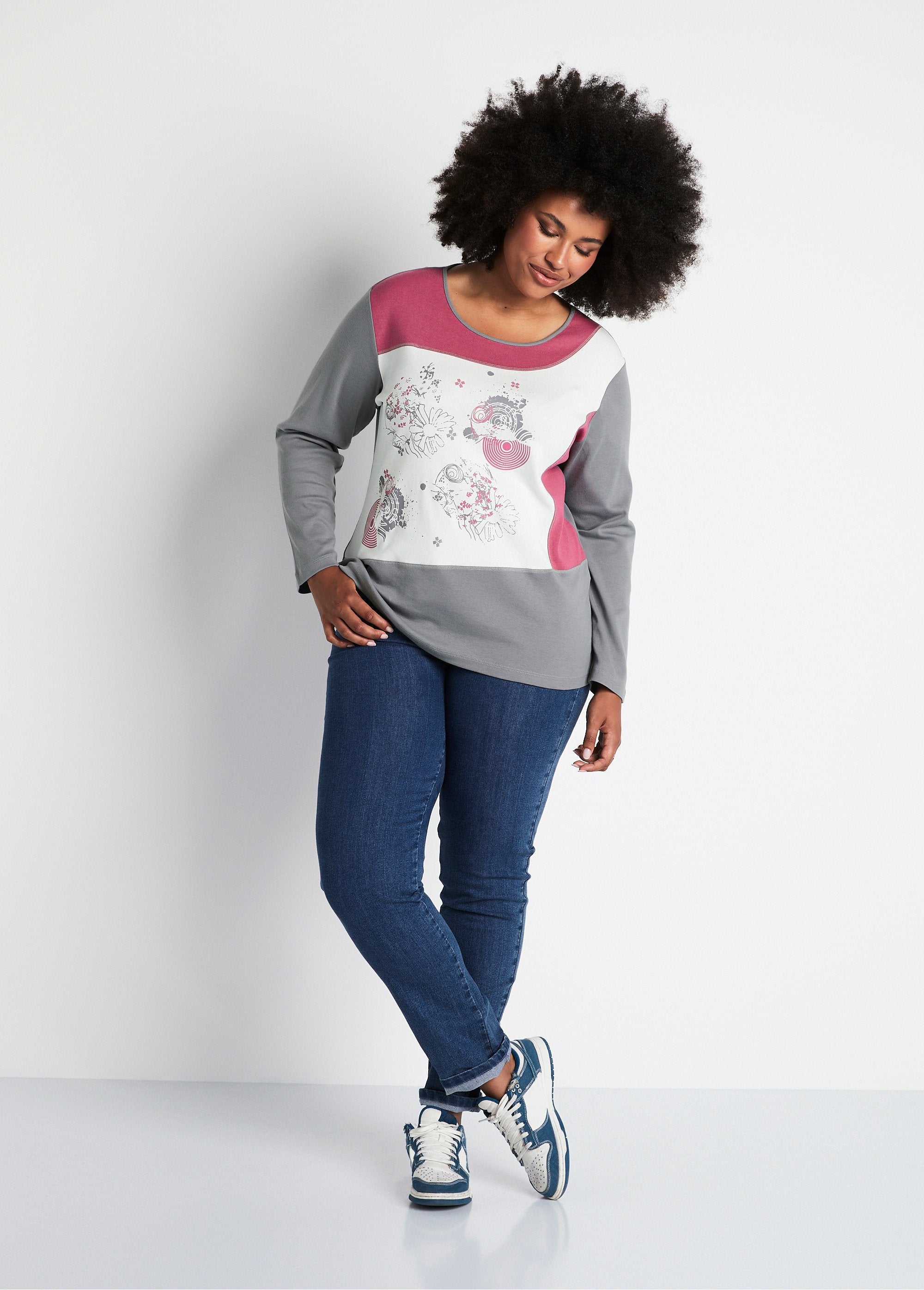 Tee-shirt_droit_à_motifs_coton_extensible_Ecru_et_prune_SF1_curvy
