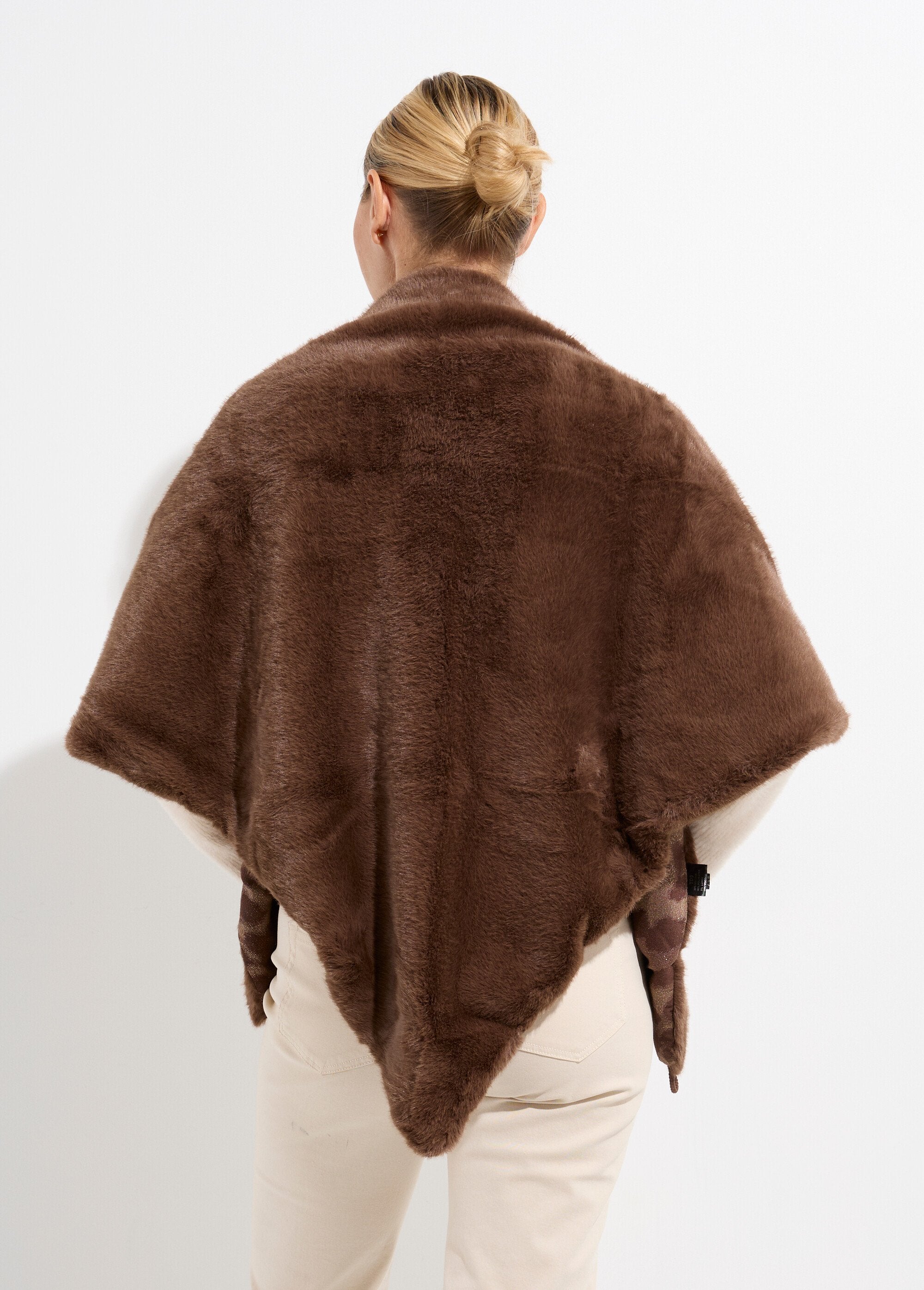 Choker_van_luipaard_imitatiebont_Cafe_DO1_slim