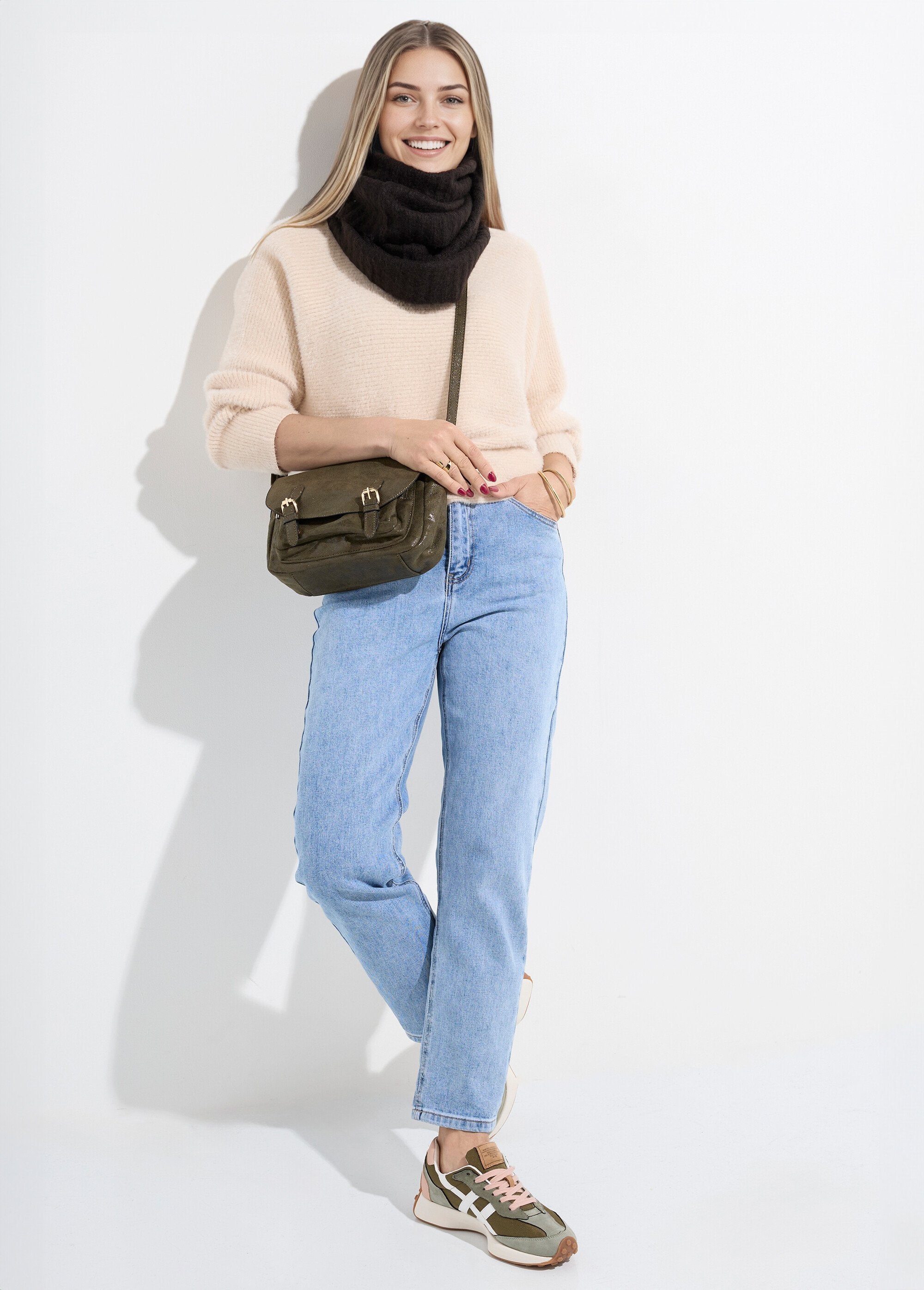 Fonkelende_gebreide_snoodketting_Noir_SF1_slim