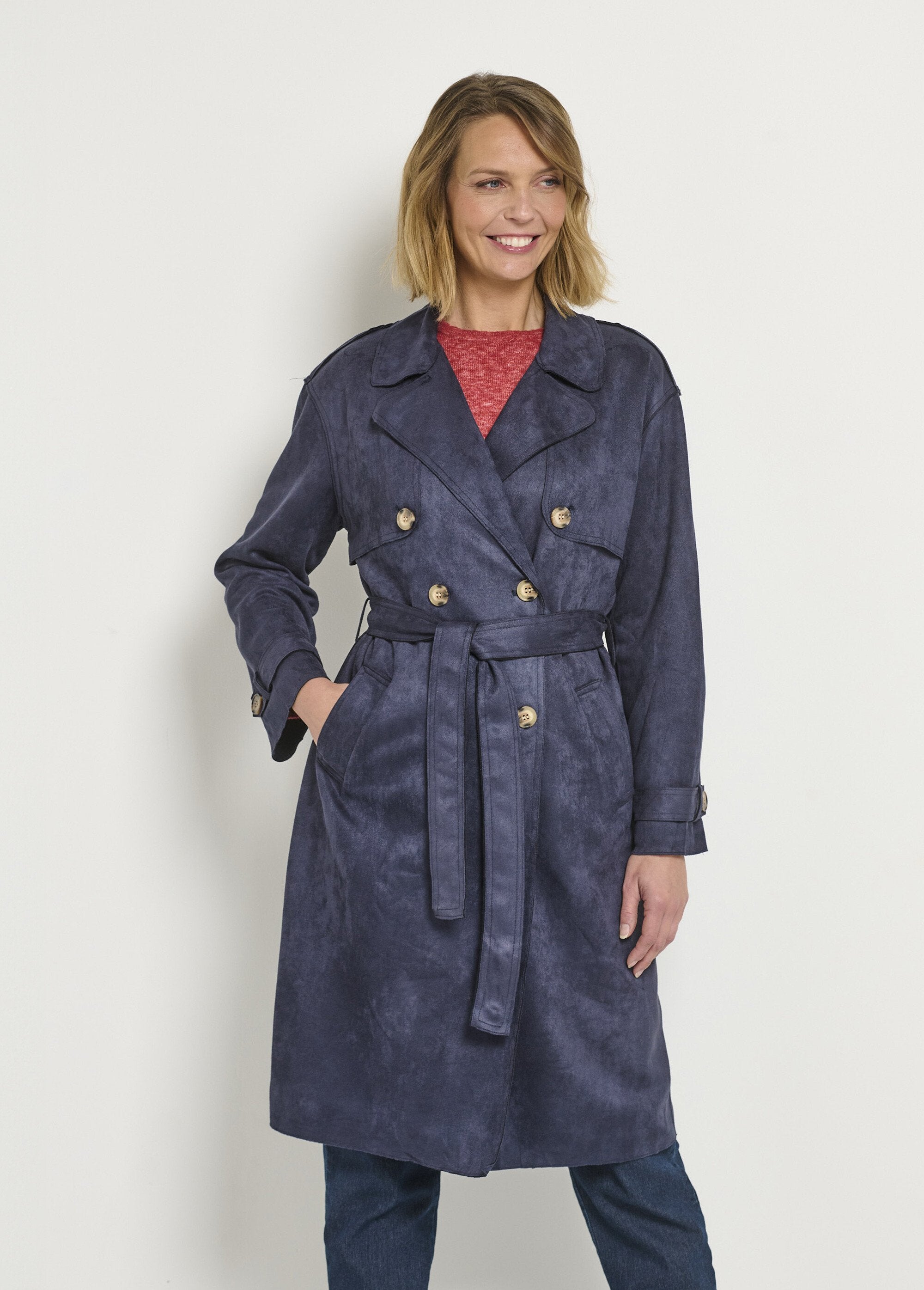 Suède-look_lange_trenchcoat_Bleu_marine_FA1_slim