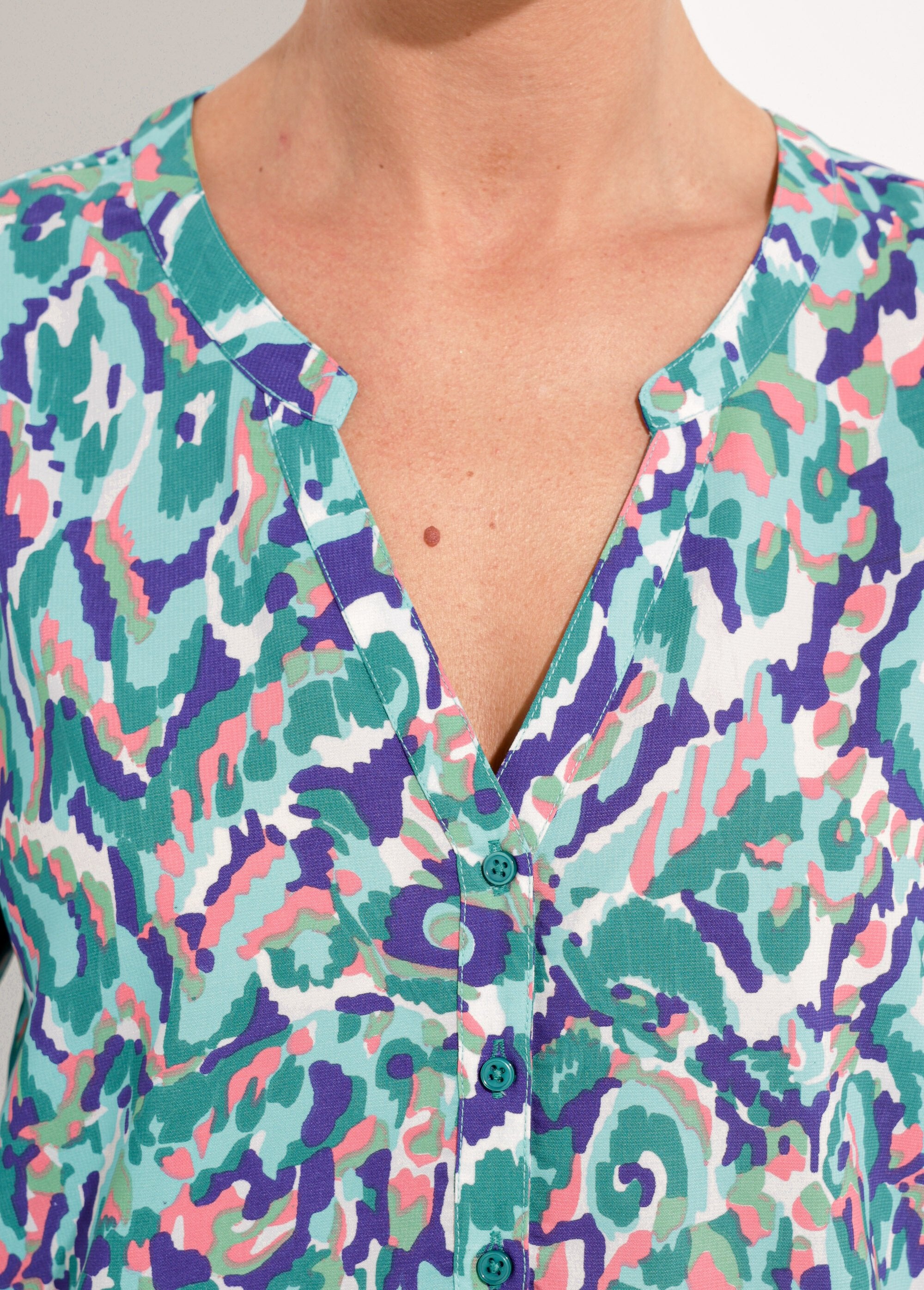 Losse_lange_bedrukte_tuniek_met_3/4_mouwen_Imprime_vert_DE1_slim