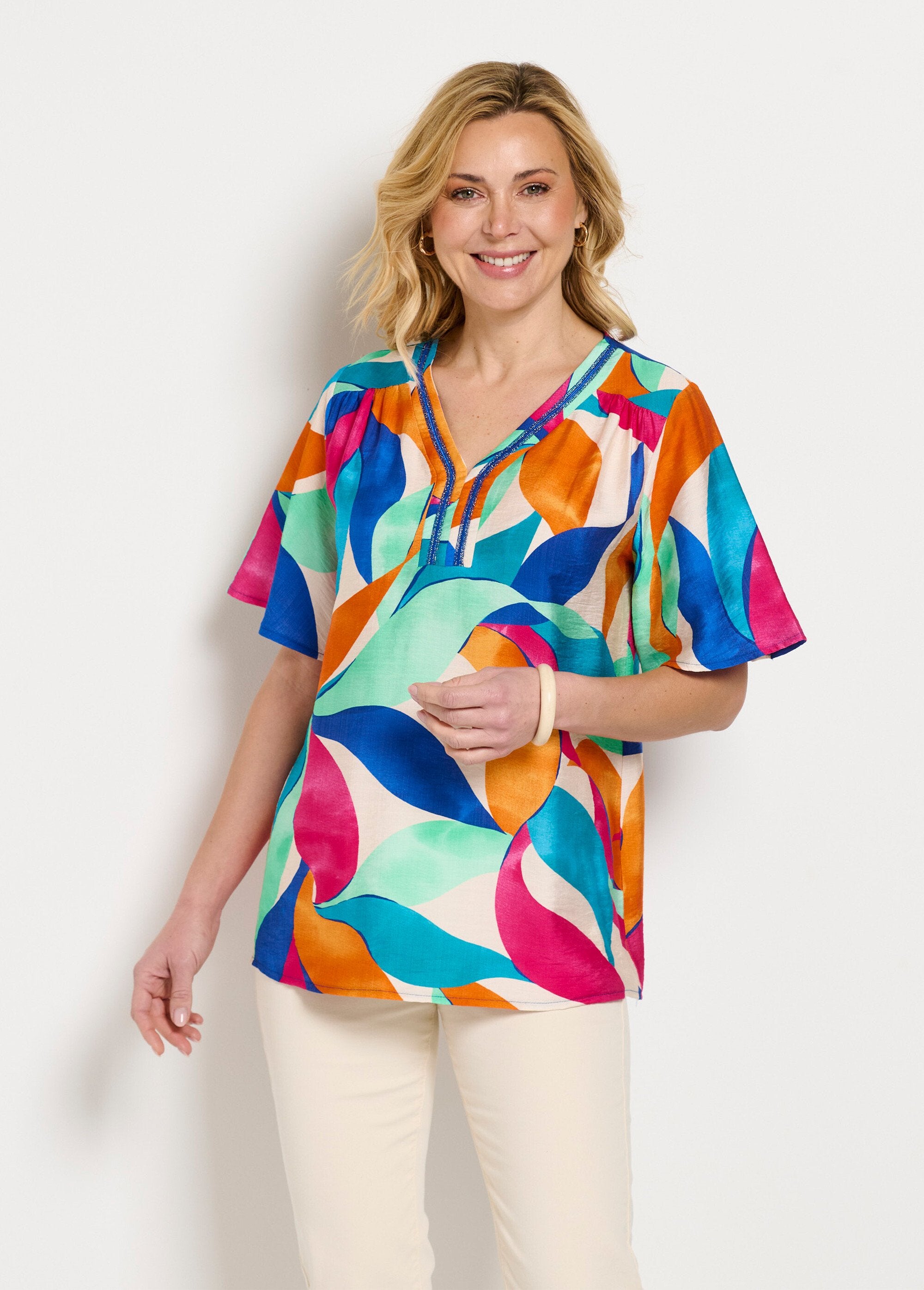 Bedrukte_losvallende_lange_tuniek_met_ruches_aan_de_mouwen_Orange_et_bleu_FA1_slim